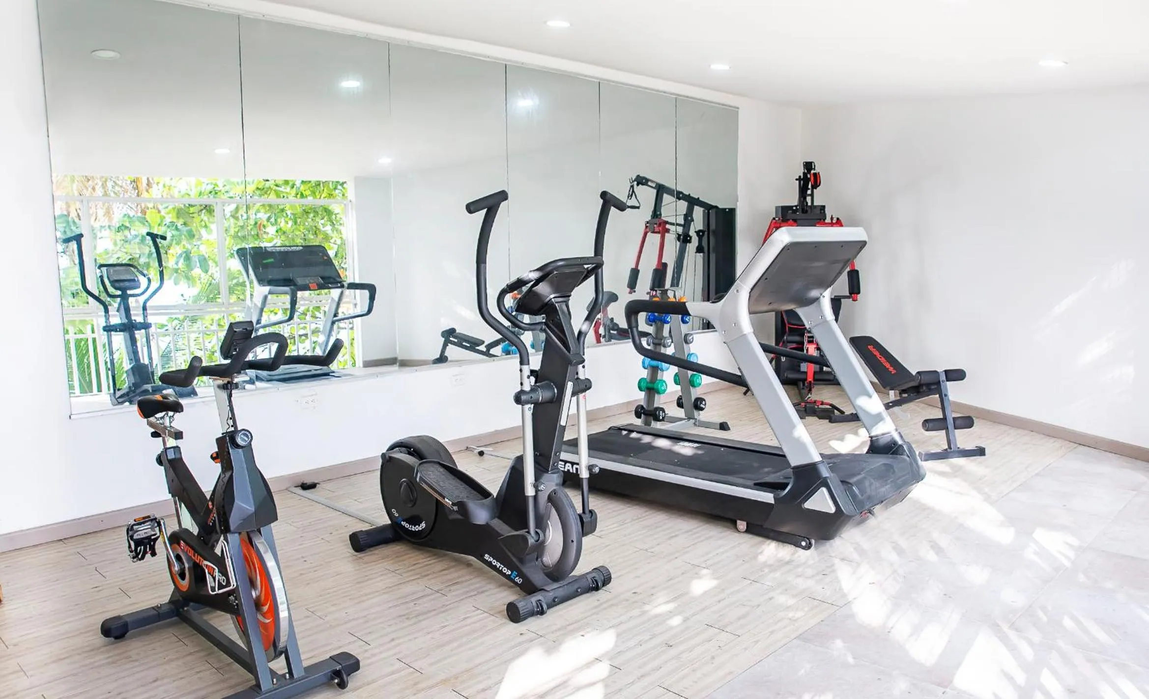 Fitness centre/facilities in Santorini Casablanca