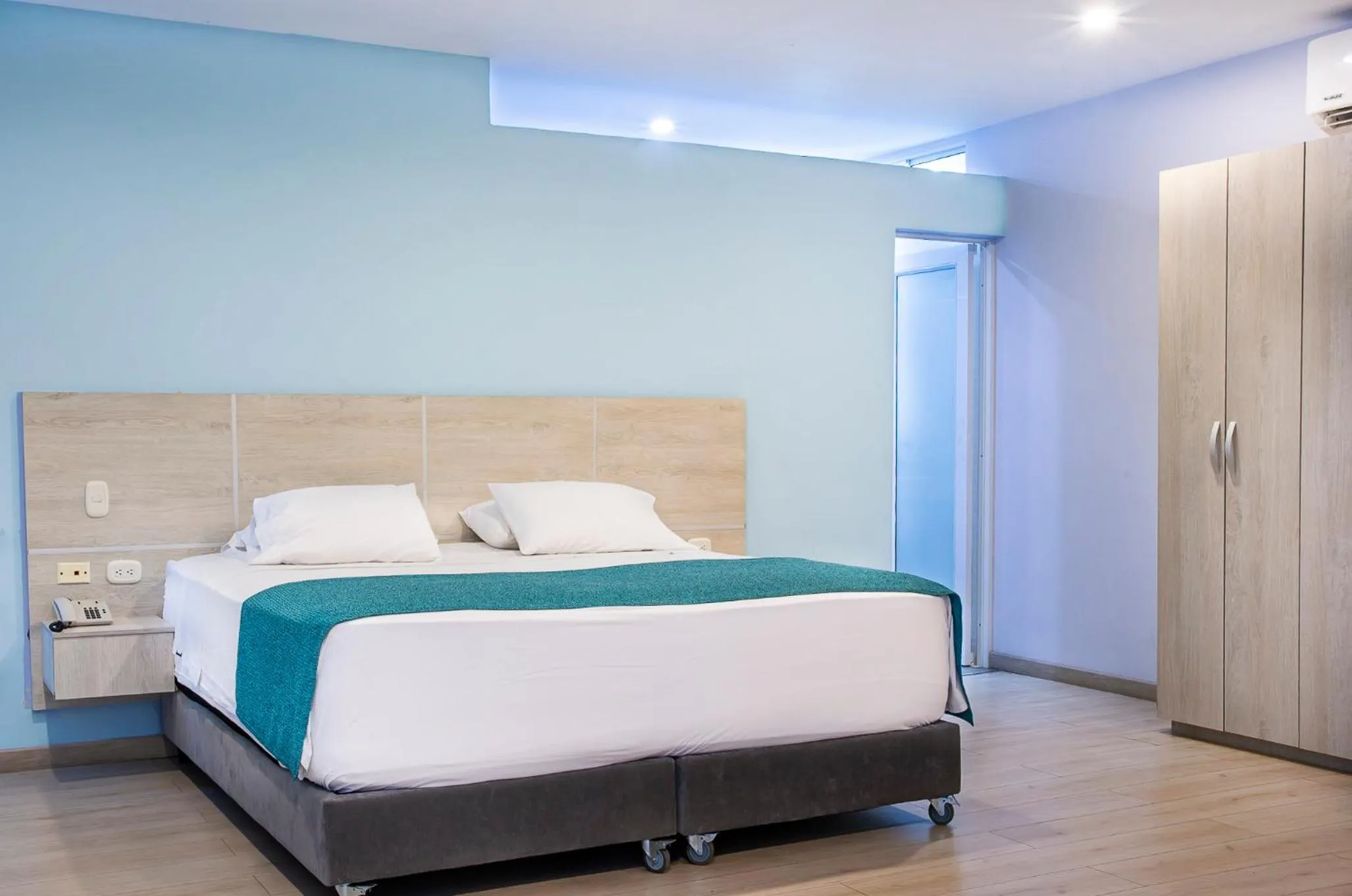 Bedroom, Bed in Santorini Casablanca