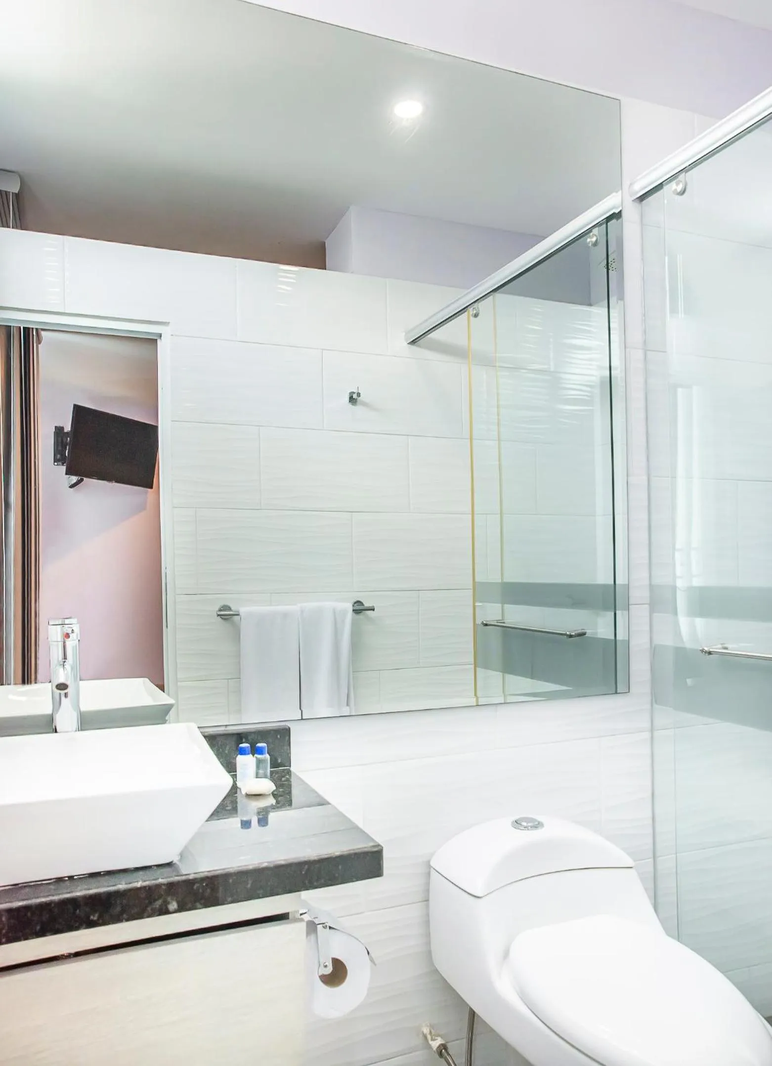 Toilet in Santorini Casablanca