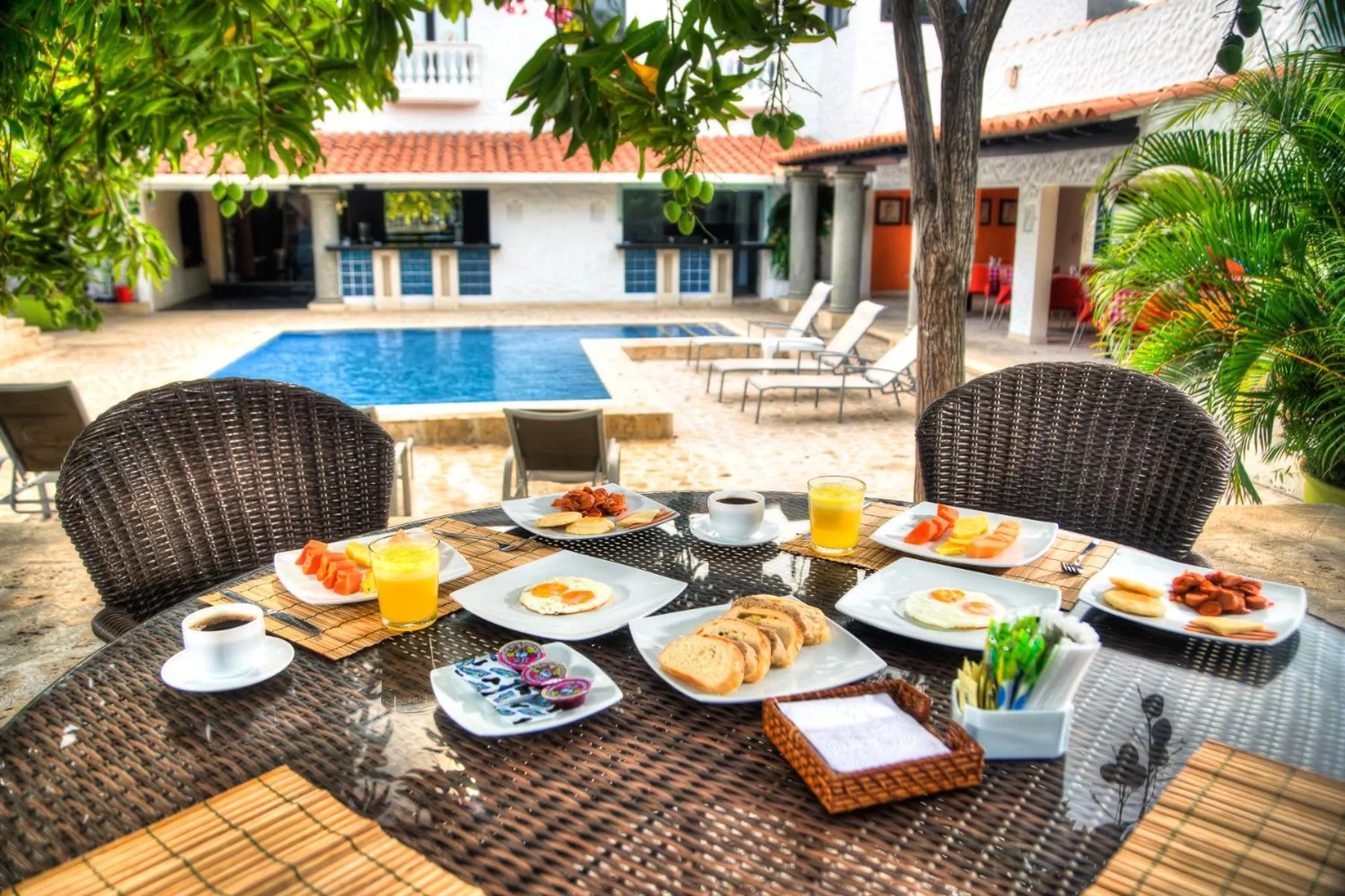 Restaurant/places to eat in Santorini Casablanca