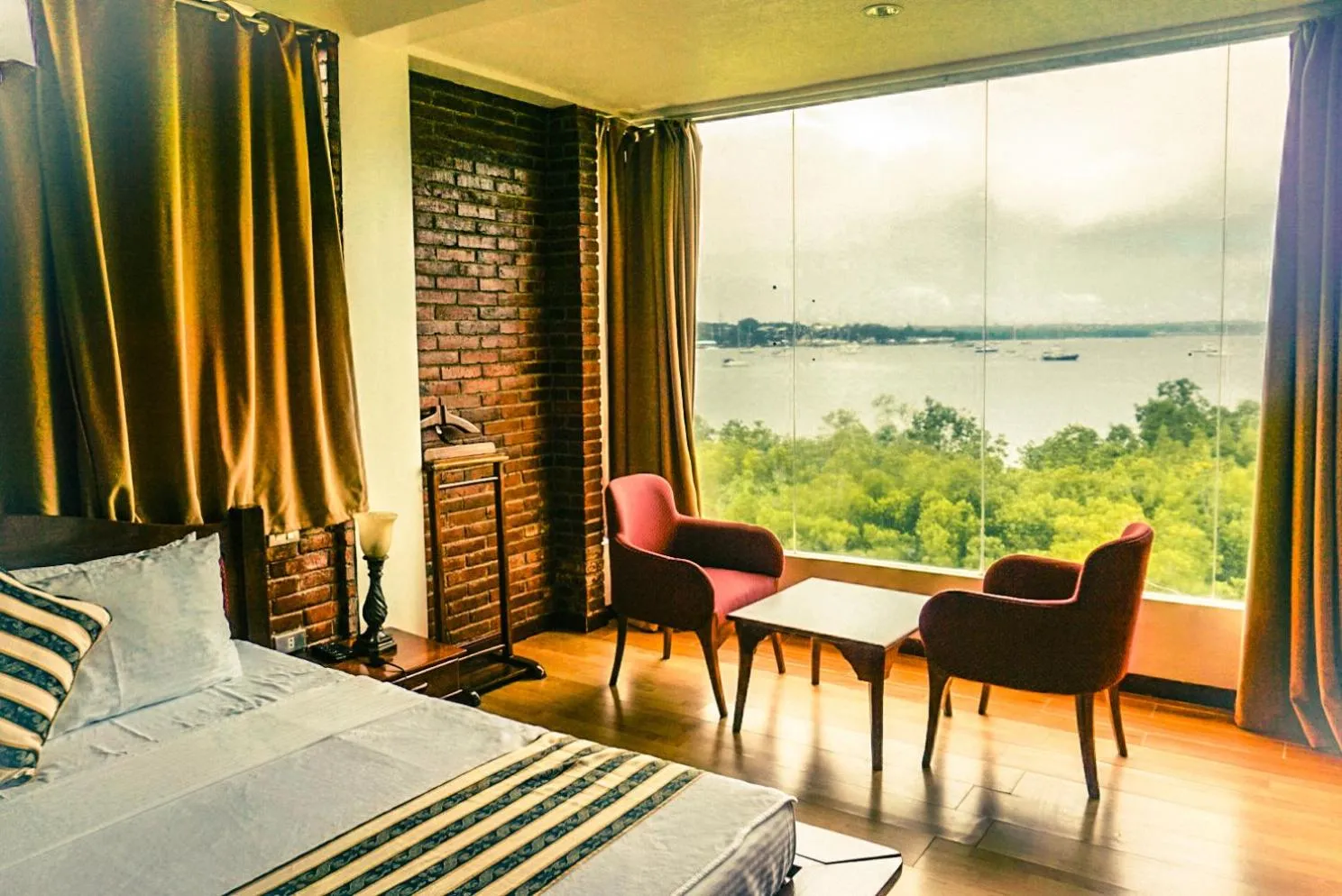 Bed in Marina Palawan Boutique Nature Resort