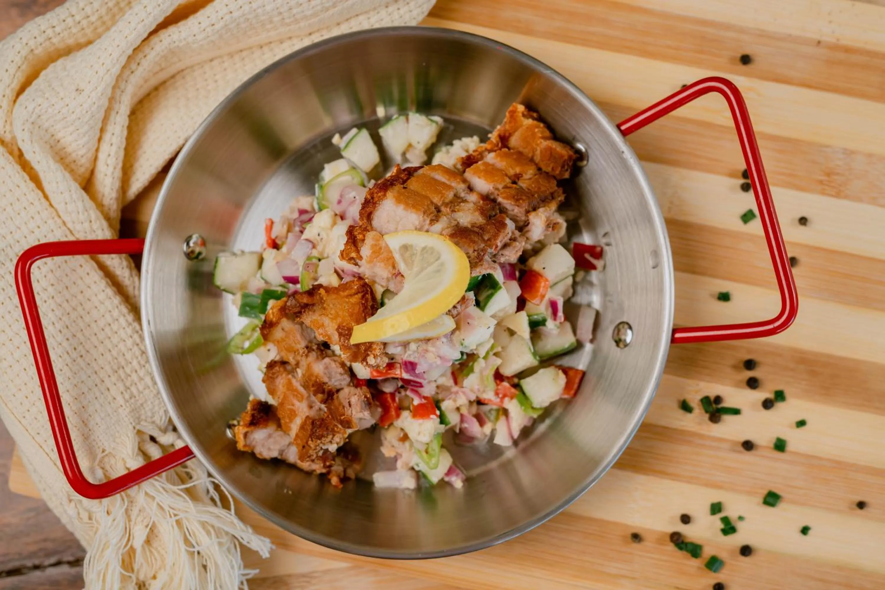 Restaurant/places to eat in Marina Palawan Boutique Nature Resort