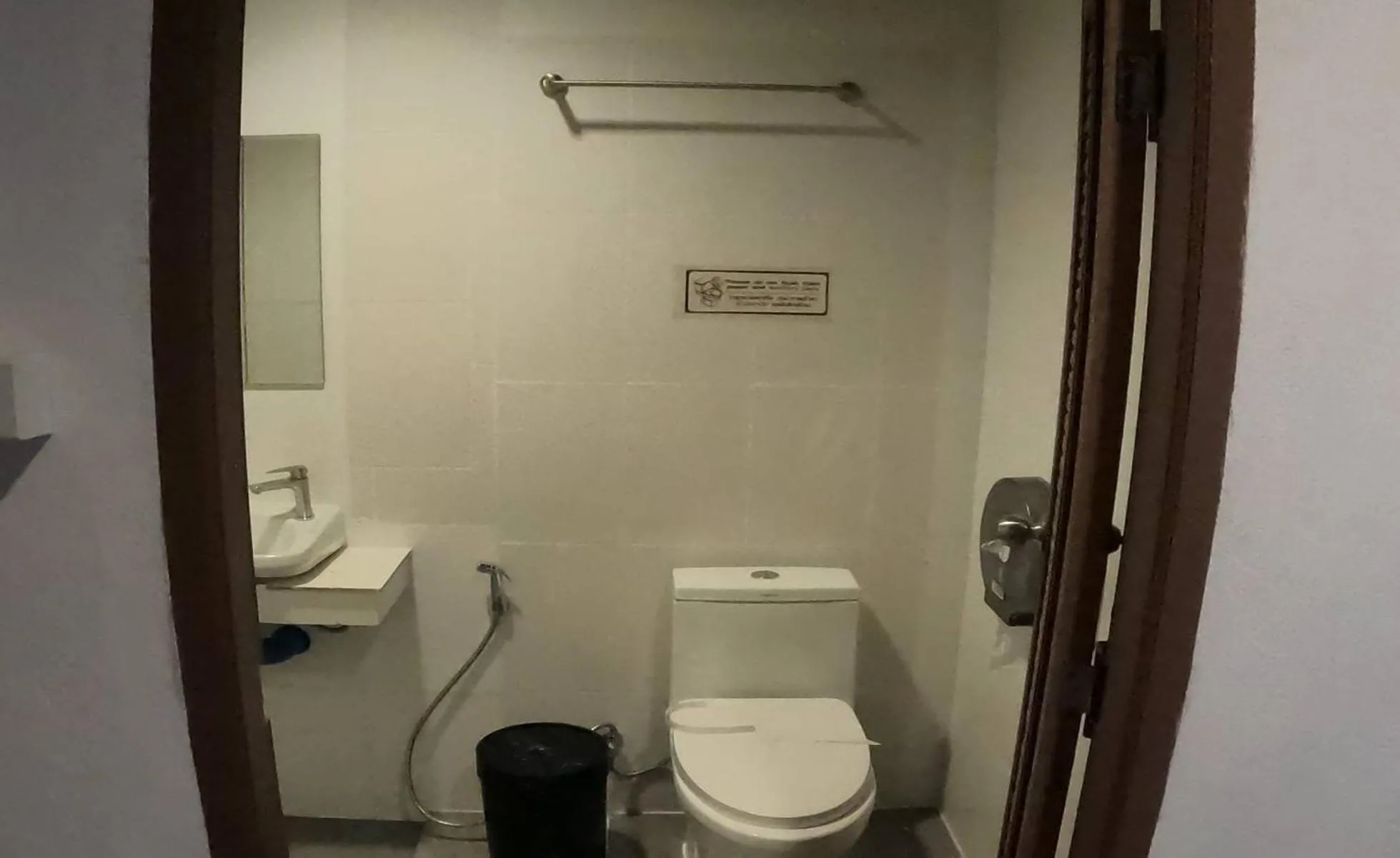 Bathroom in Phi Phi Green House & Sunsky Hostel