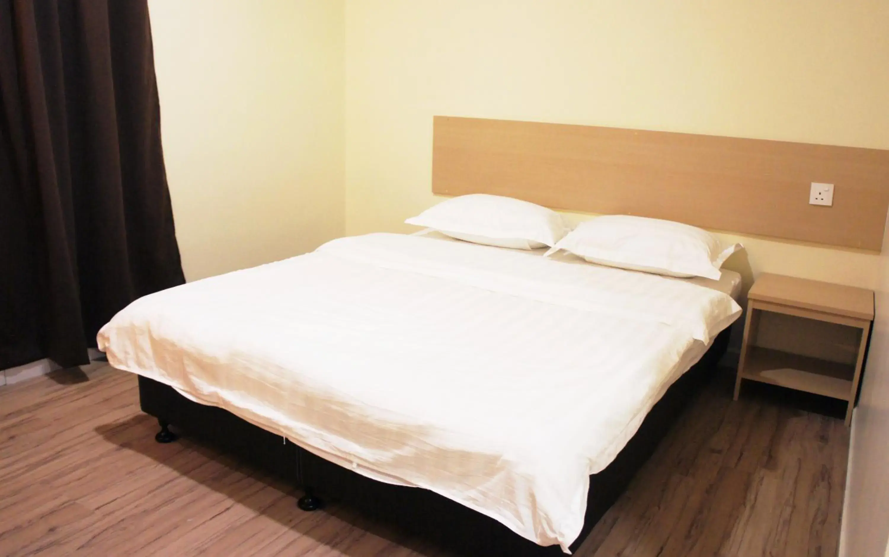 Deluxe Room - single occupancy in No.31 Maple Inn Deluxe Room - single occupancy in No.31 Maple Inn