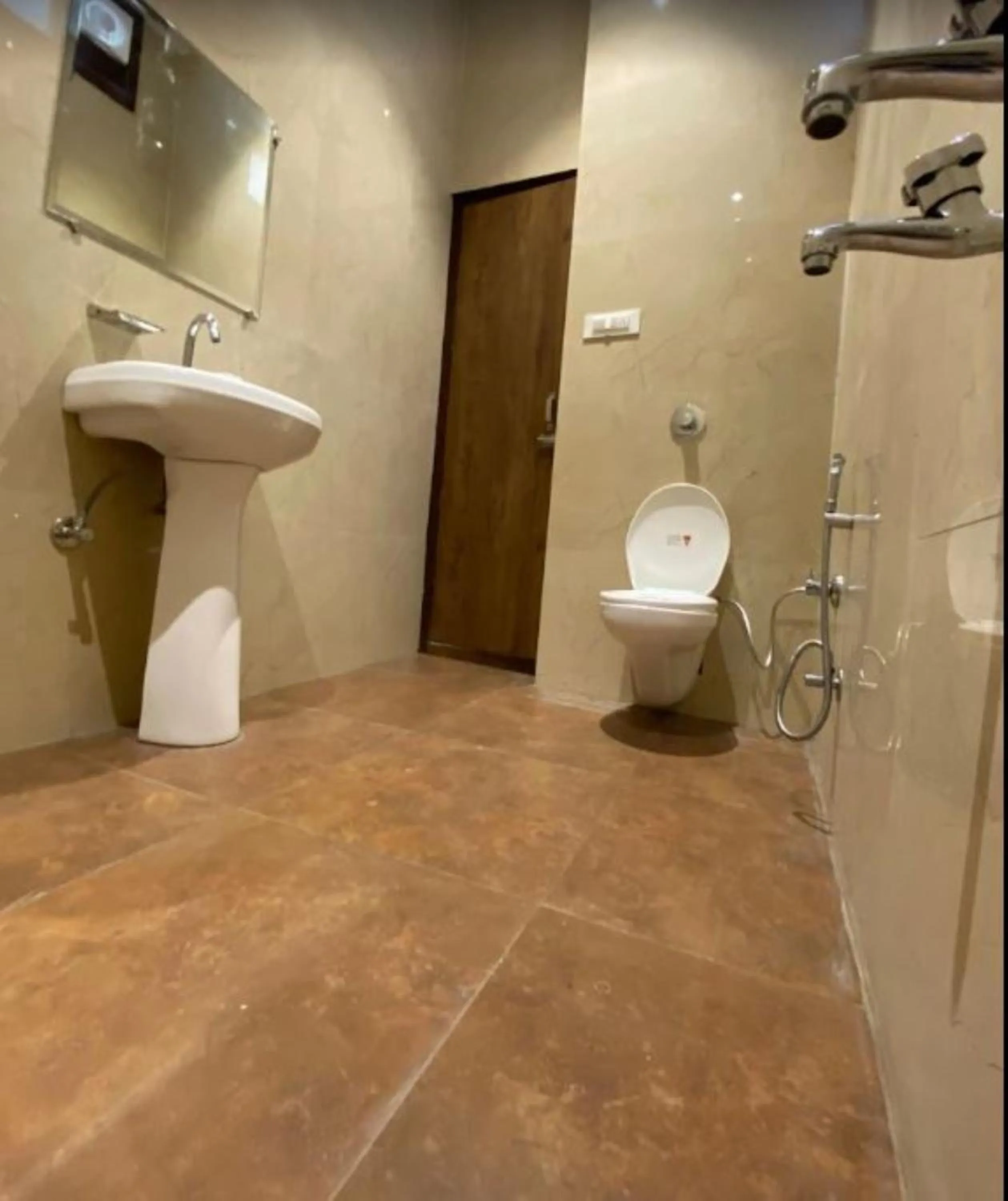 Shower in Hotel J-K Residency Amritsar