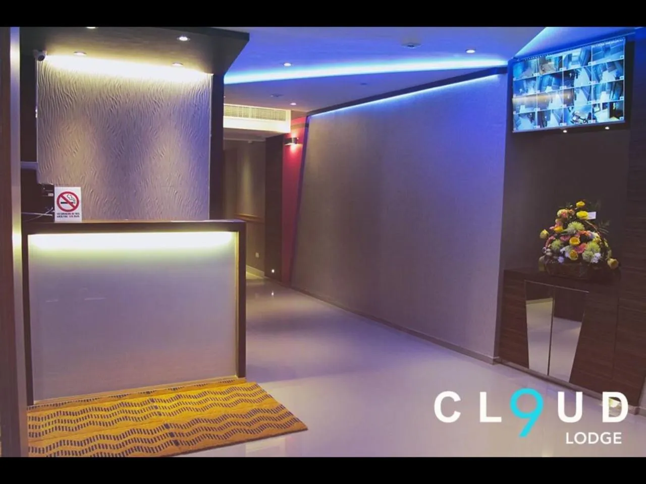 Lobby or reception in Cloud 9 Lodge