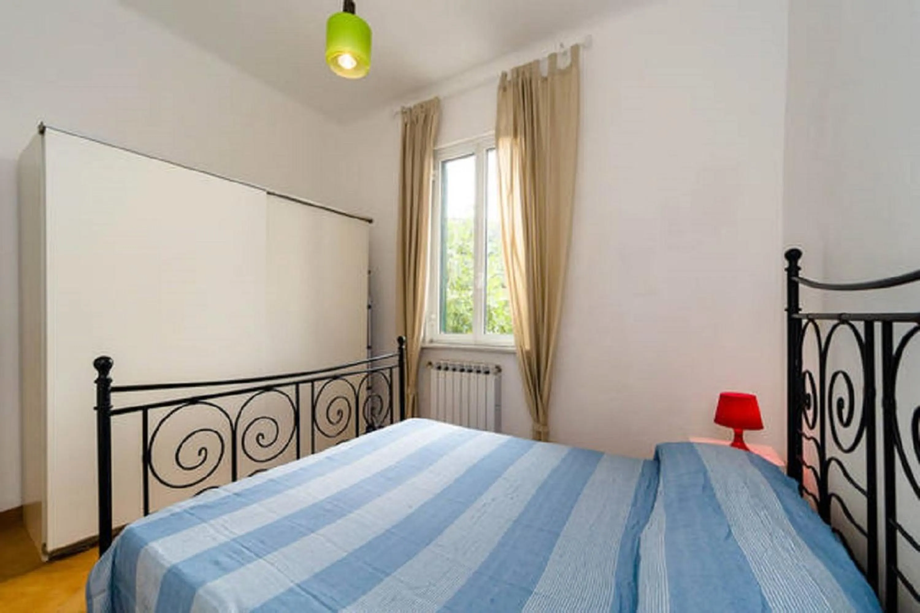 Bedroom, Bed in Varazze Apartment