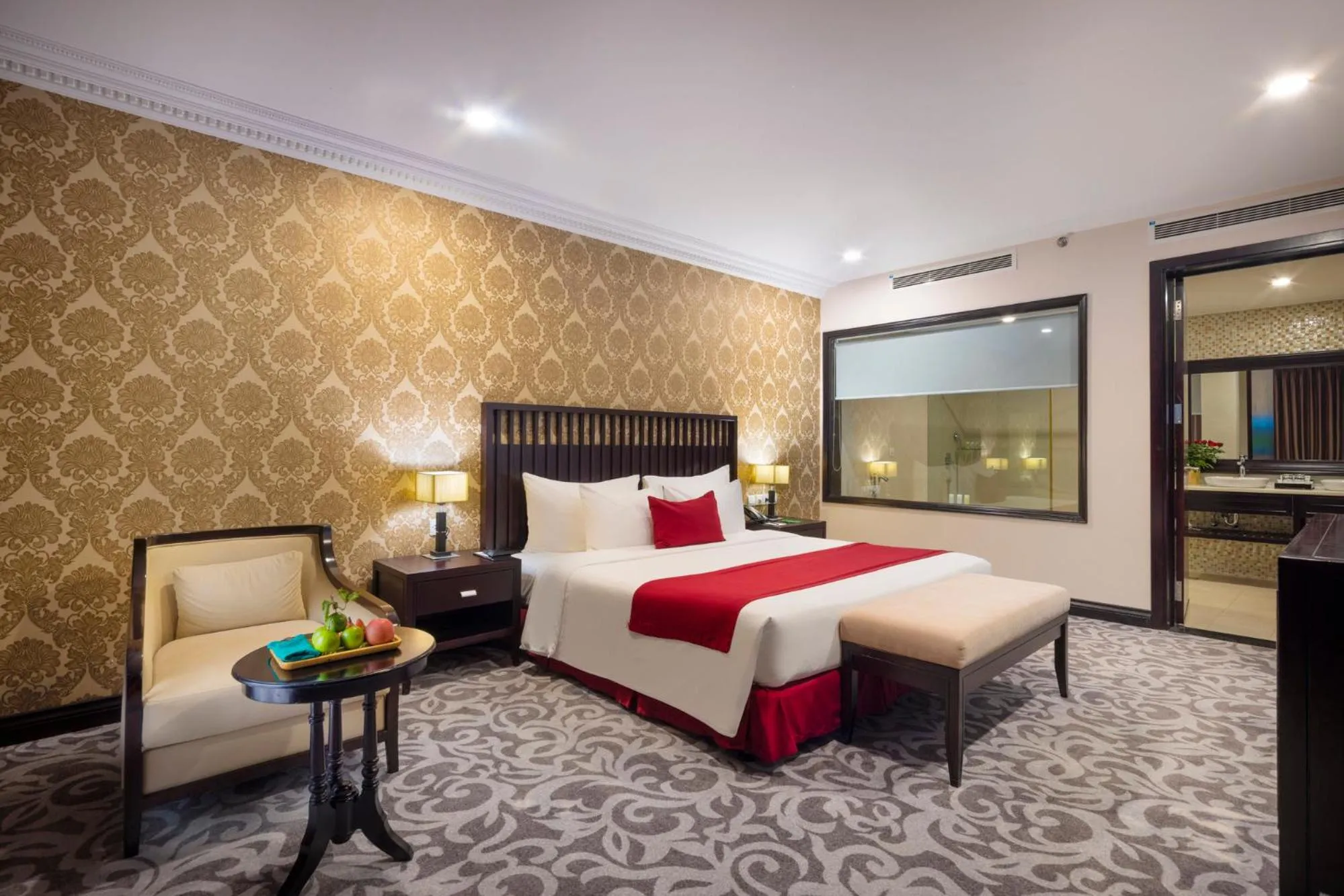 Bed in Swiss-Belresort Tuyen Lam