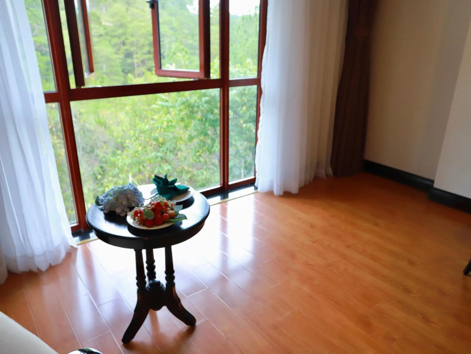 Swiss-Belresort Tuyen Lam