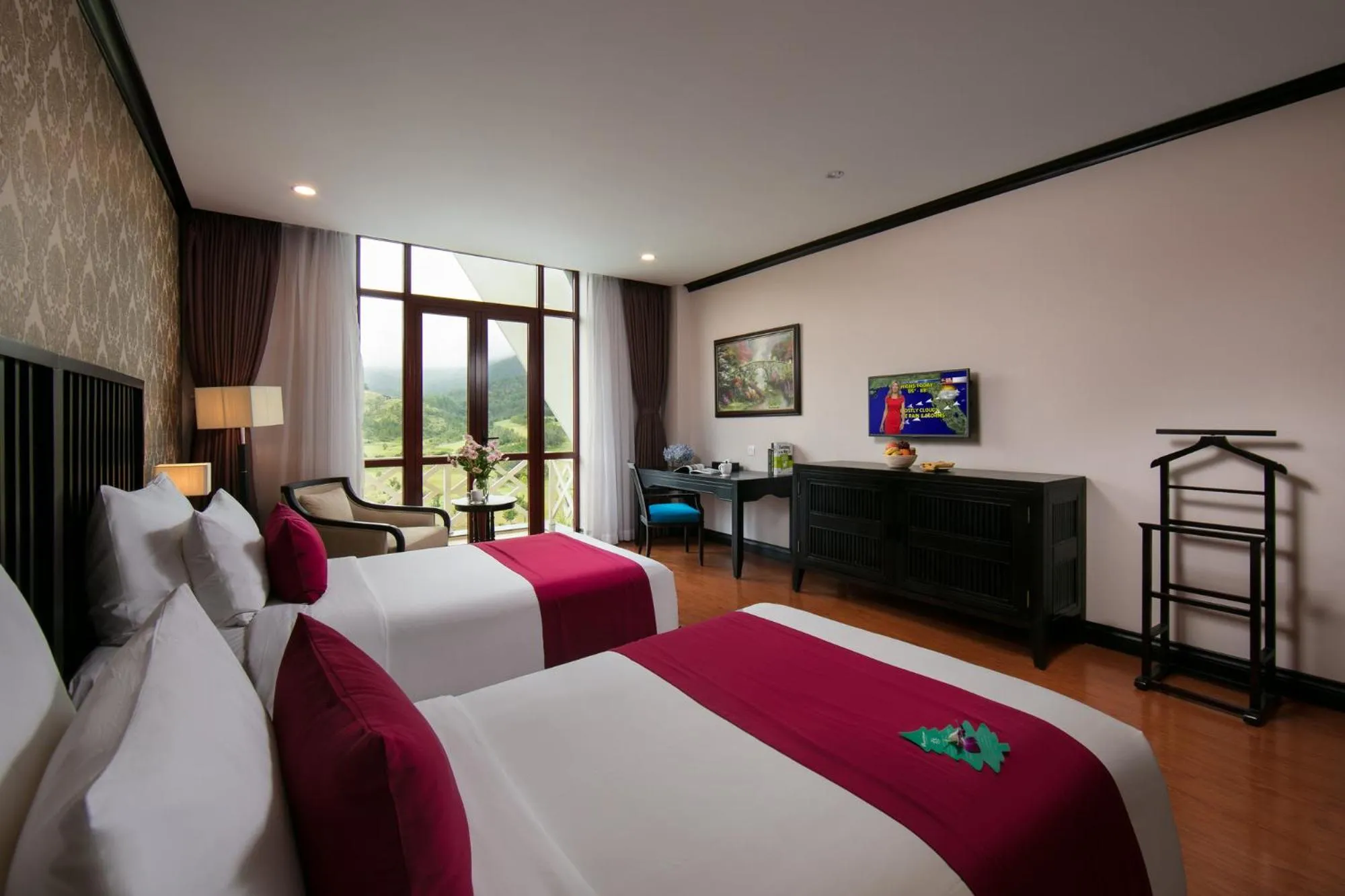 Bed in Swiss-Belresort Tuyen Lam