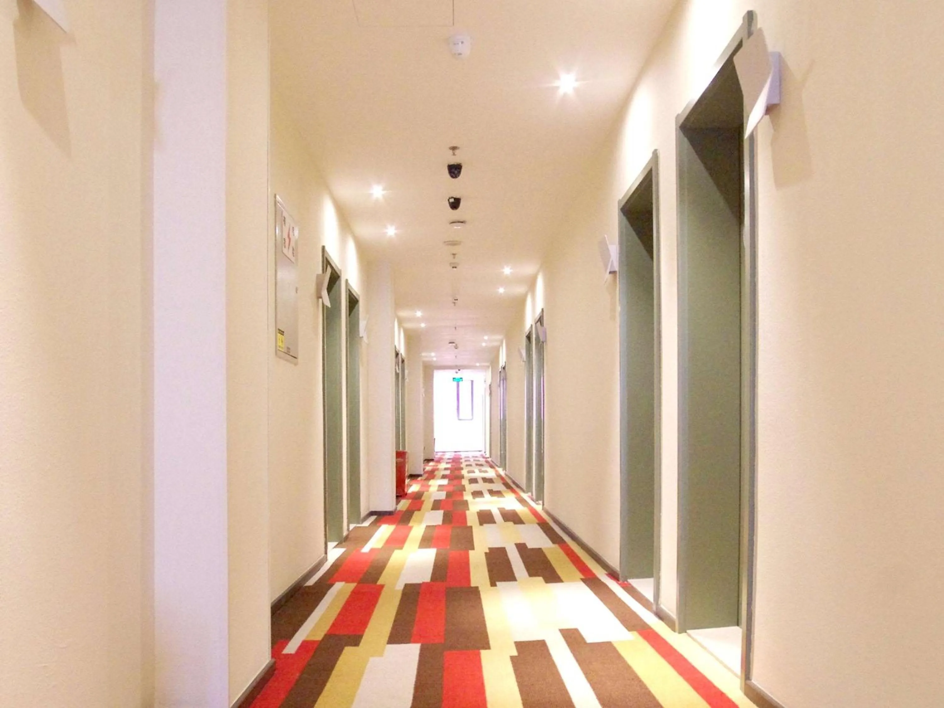 Property building in ibis Beijing Tiantandongmen Metro Station Hotel