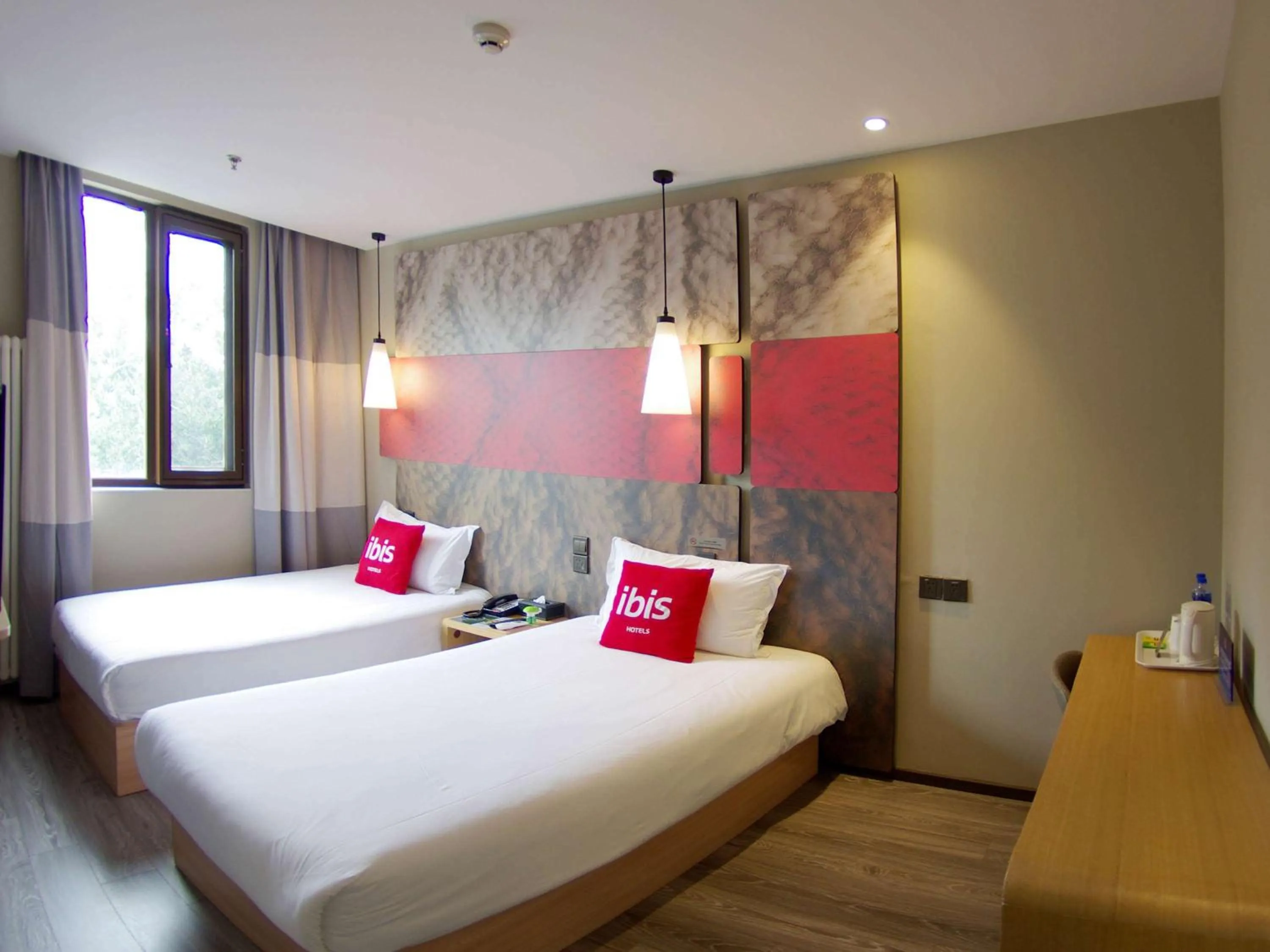 Bedroom in ibis Beijing Tiantandongmen Metro Station Hotel