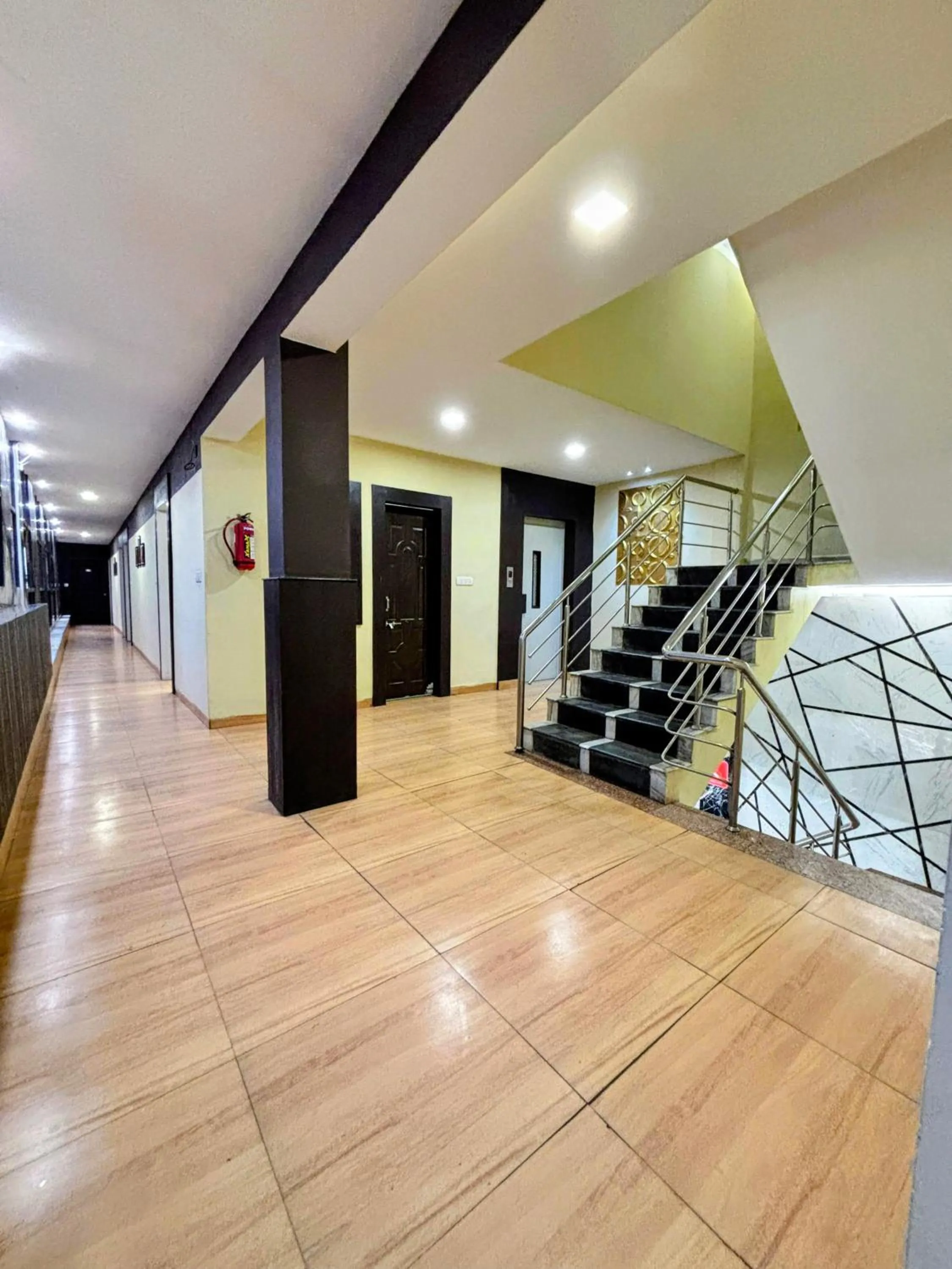 Lobby or reception in Hotel Wardhman