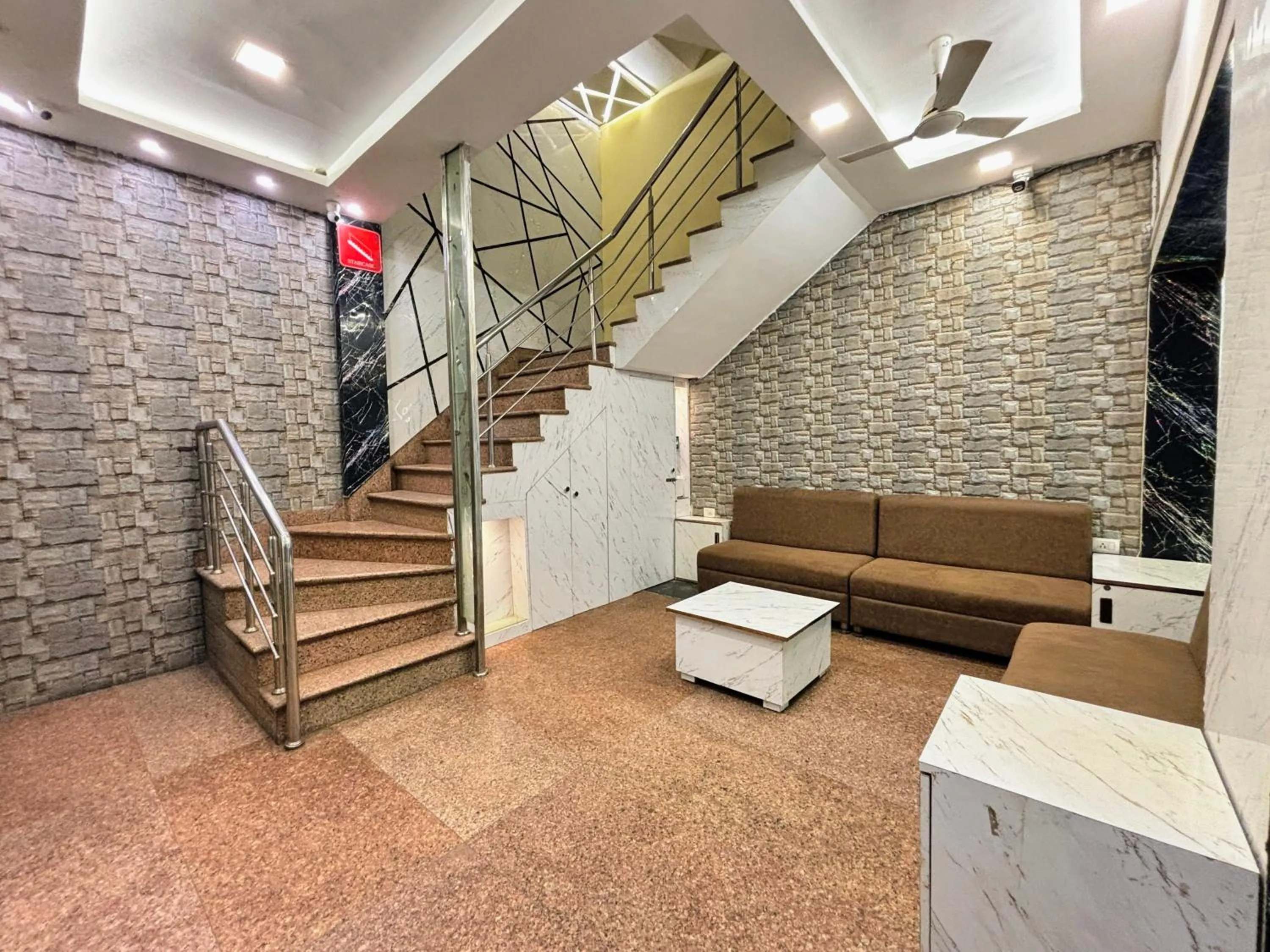 Lobby or reception in Hotel Wardhman