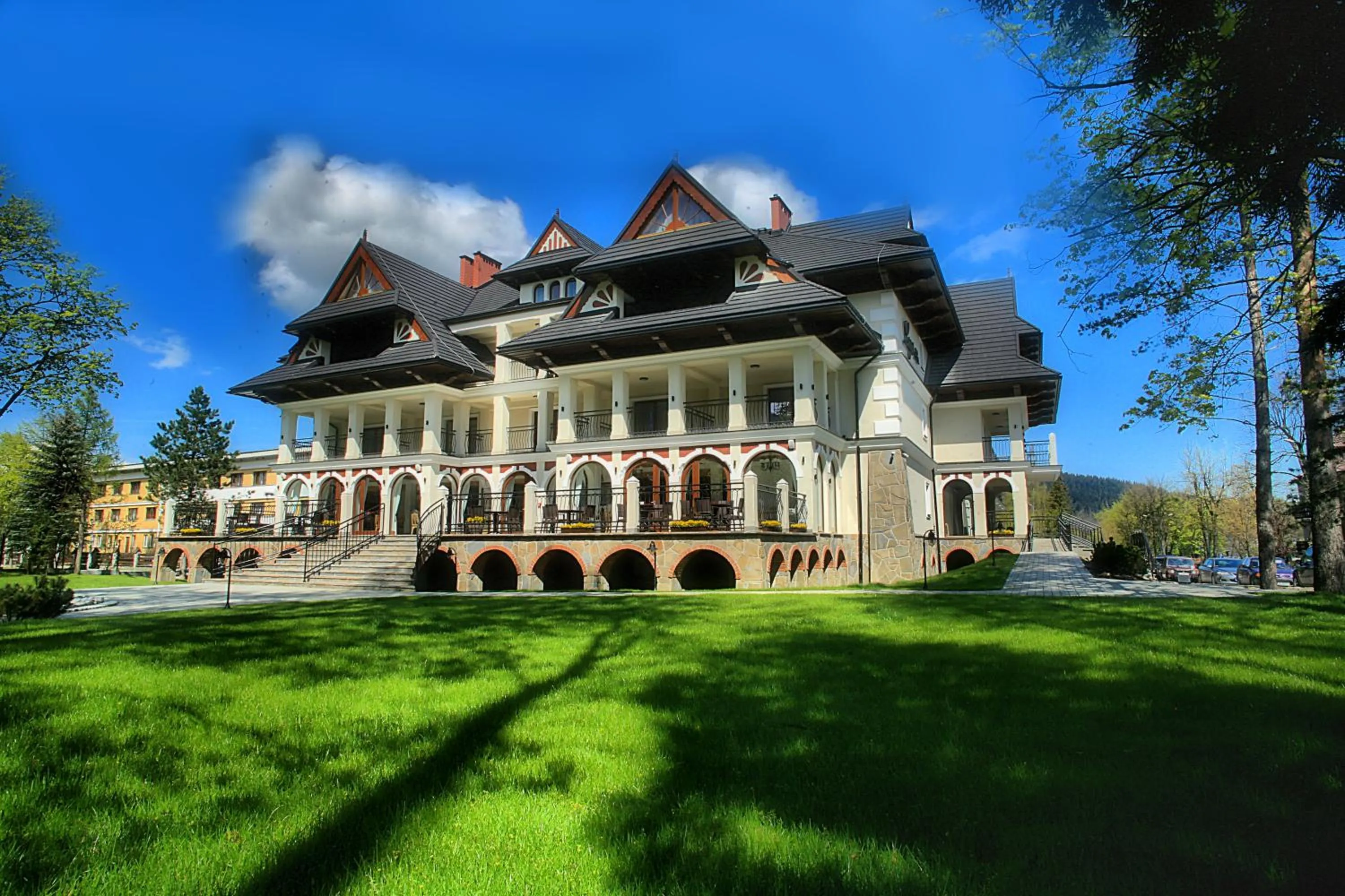 Facade/entrance in Hotel Logos