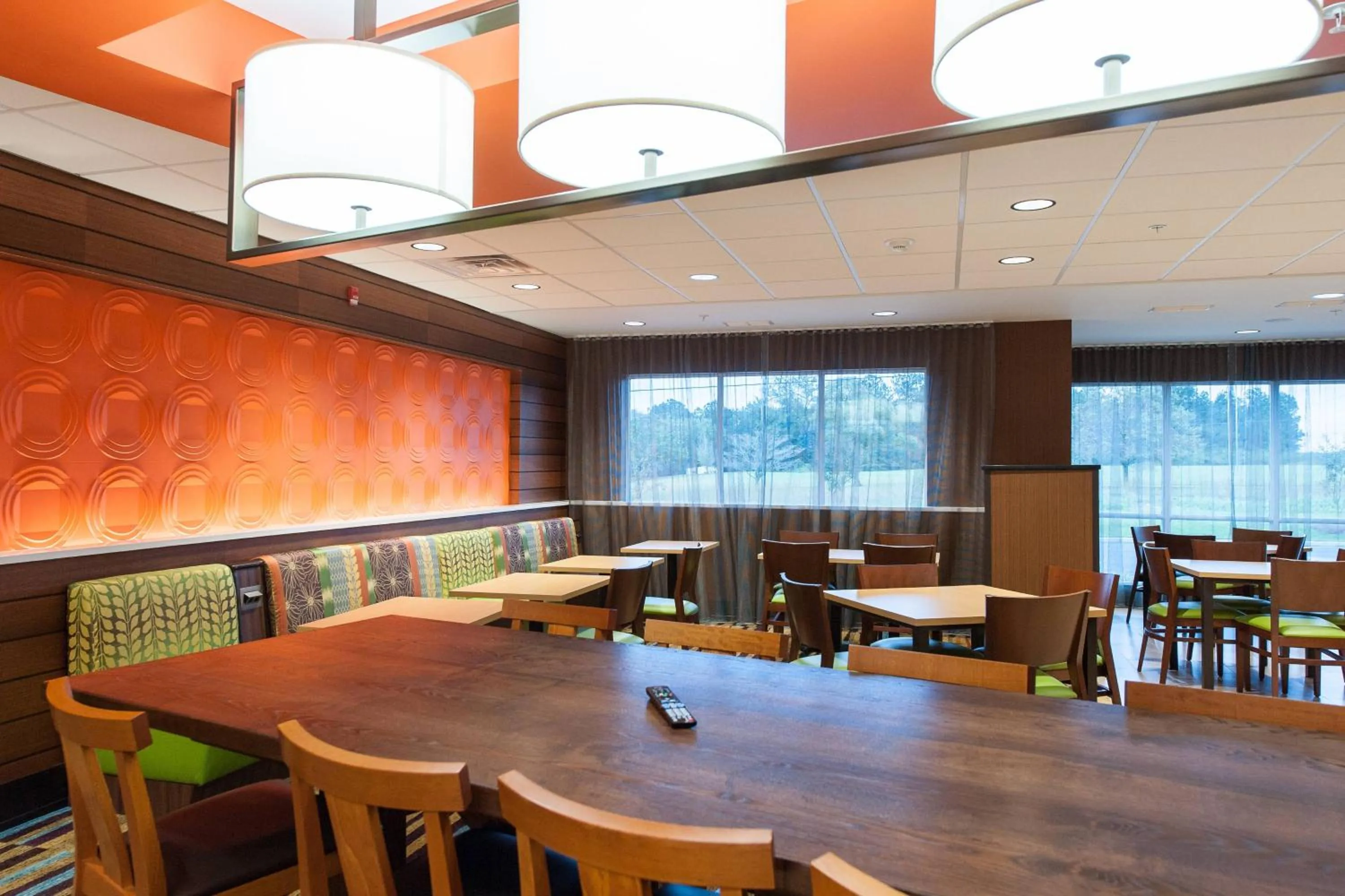 Restaurant/places to eat in Fairfield Inn & Suites by Marriott Enterprise