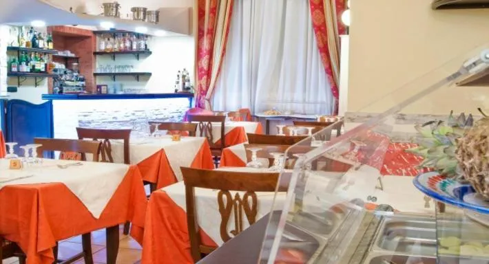 Restaurant/places to eat in Hotel Sicilia
