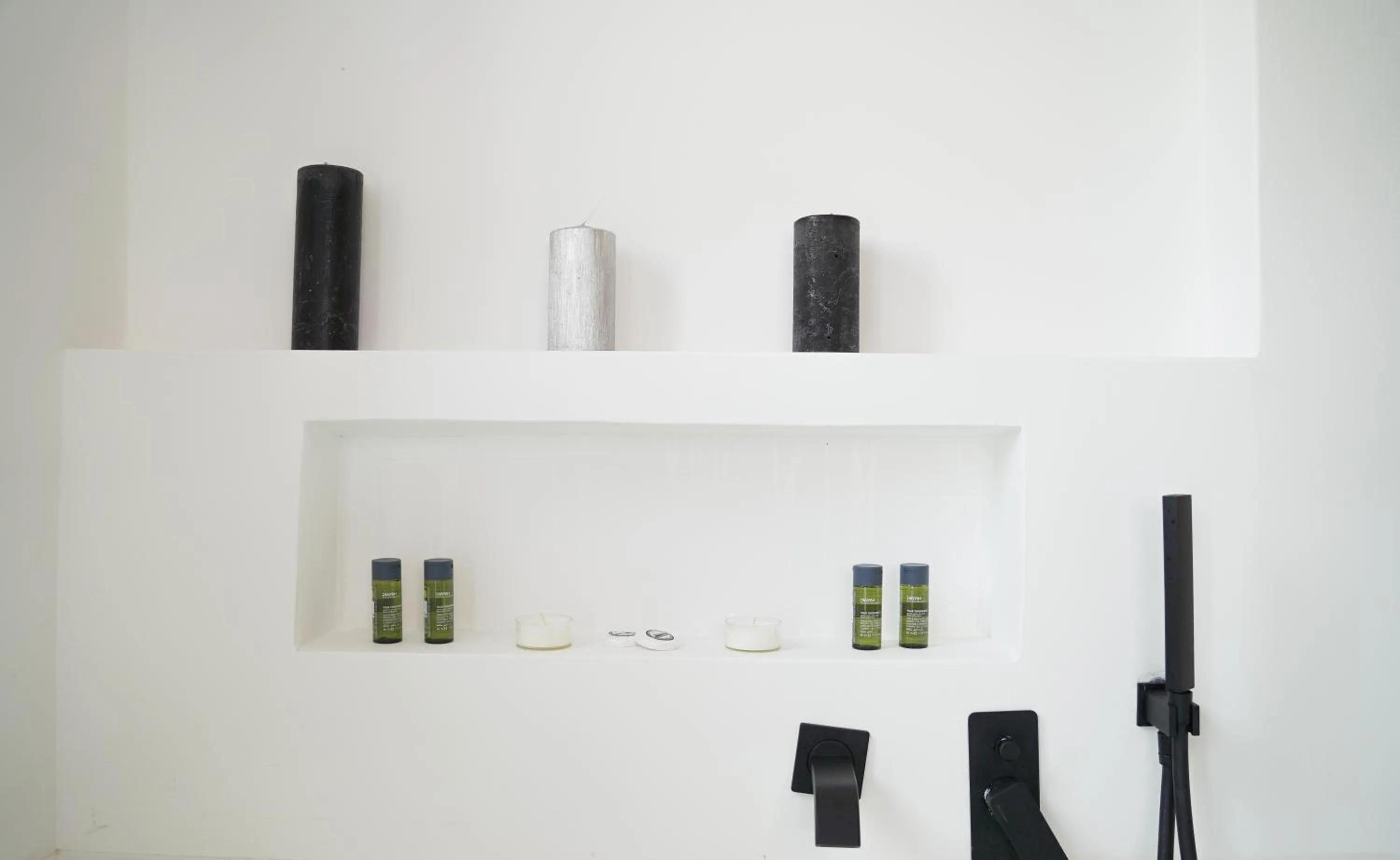 Toilet in King's Suites