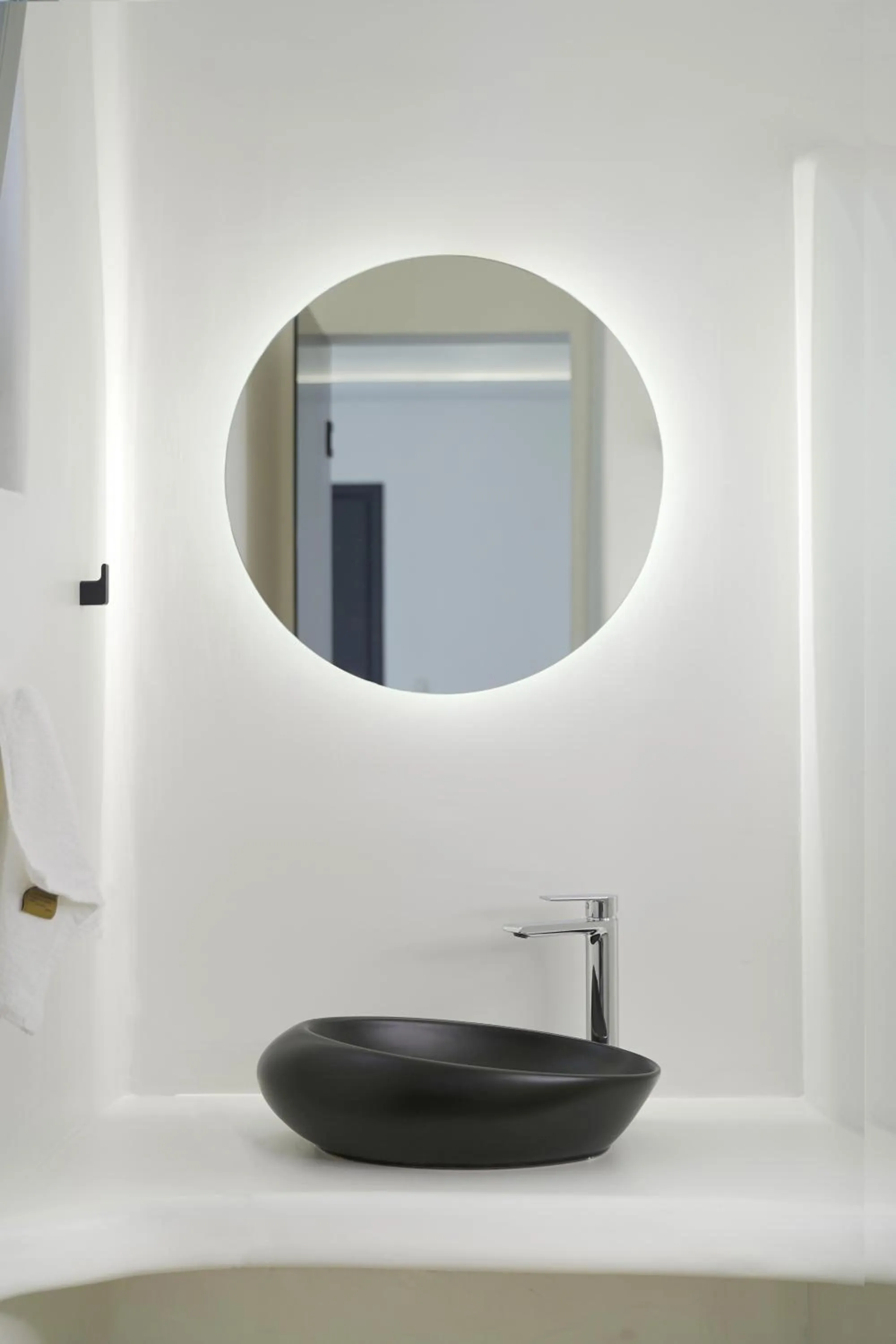 Bathroom in King's Suites