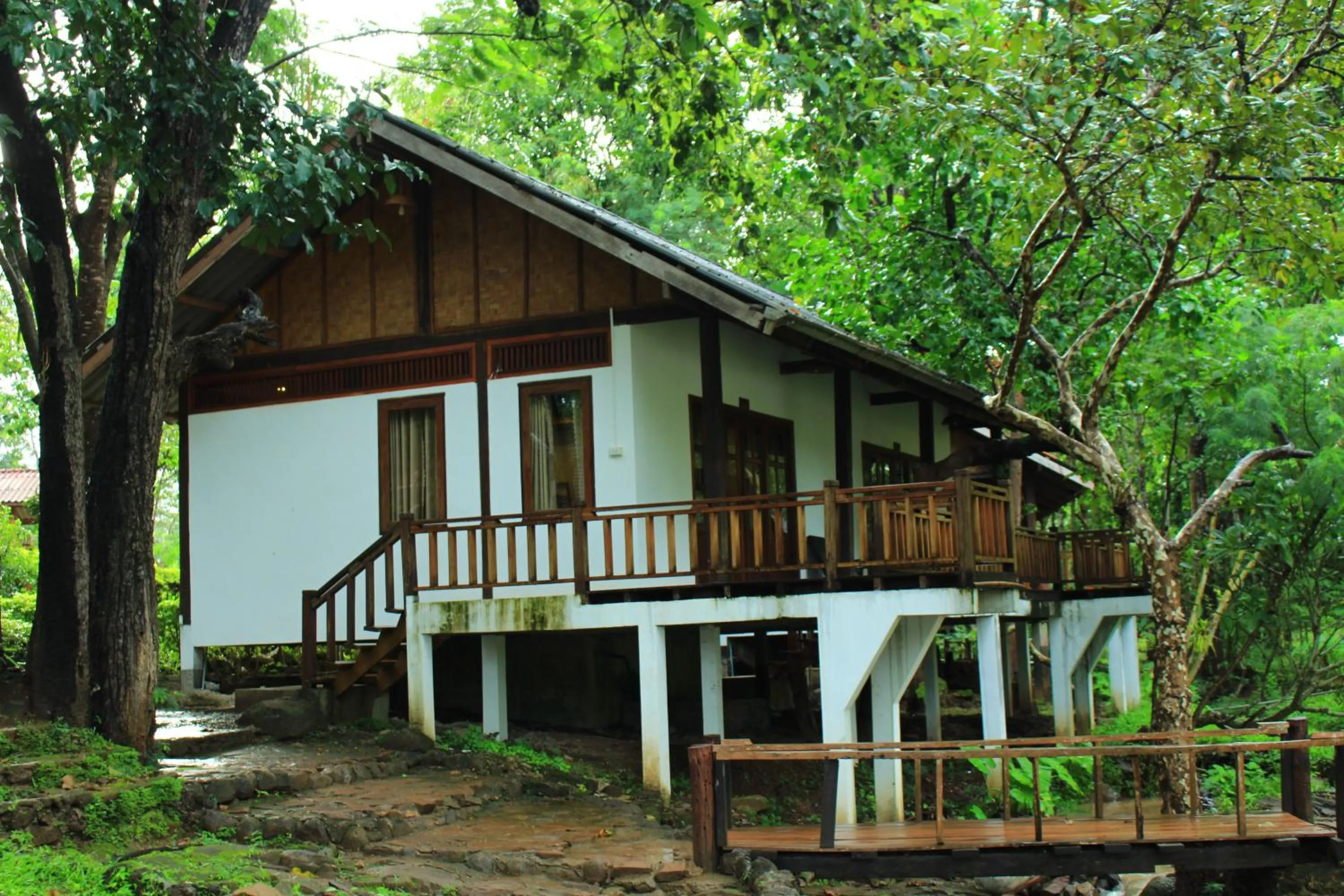 Photo of the whole room in Tadlo Lodge