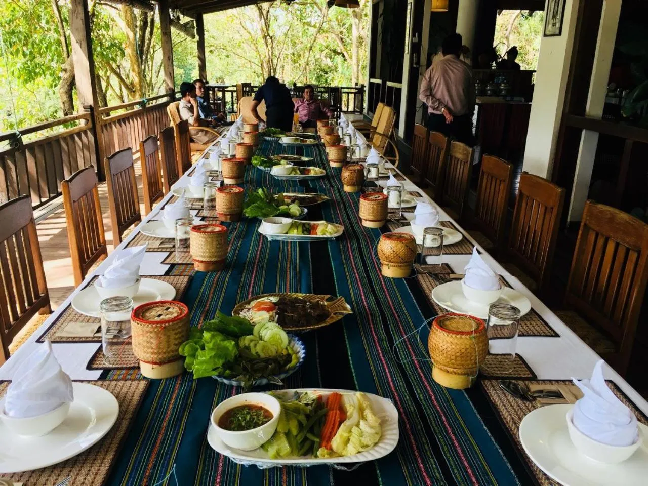 Restaurant/places to eat in Tadlo Lodge