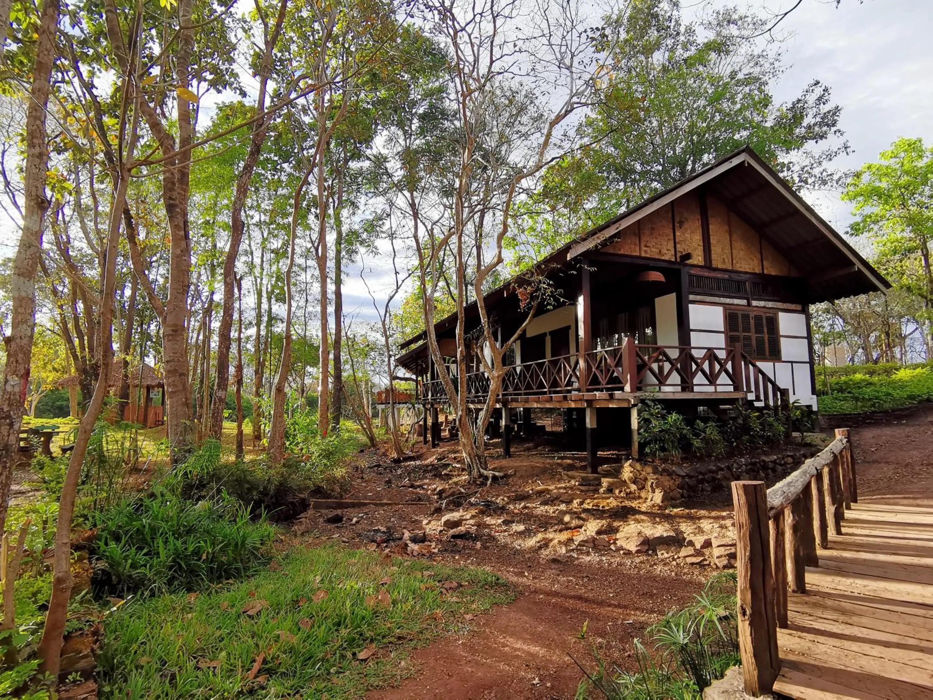 Property building in Tadlo Lodge