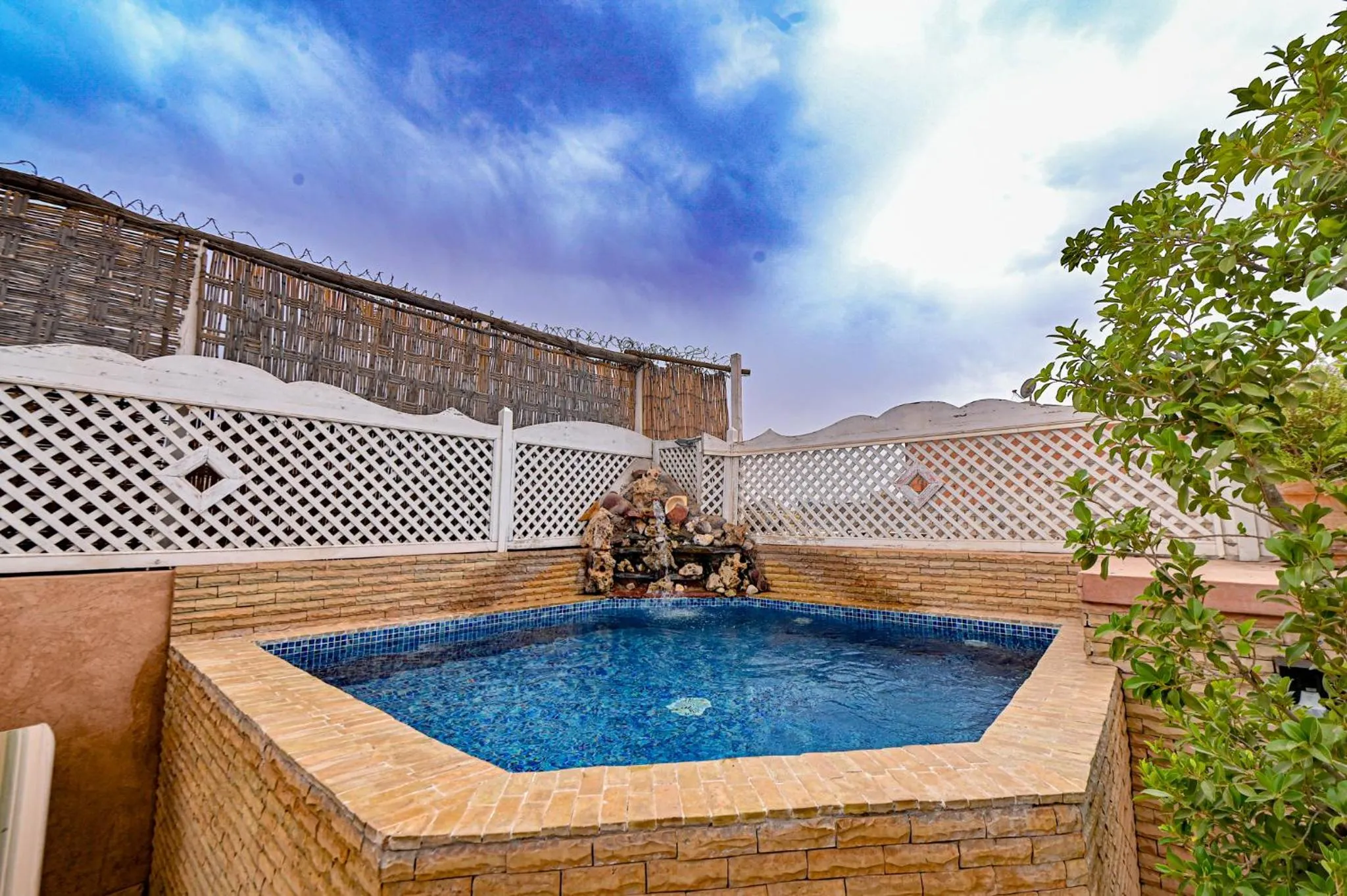 Swimming pool in Riad Matins De Marrakech