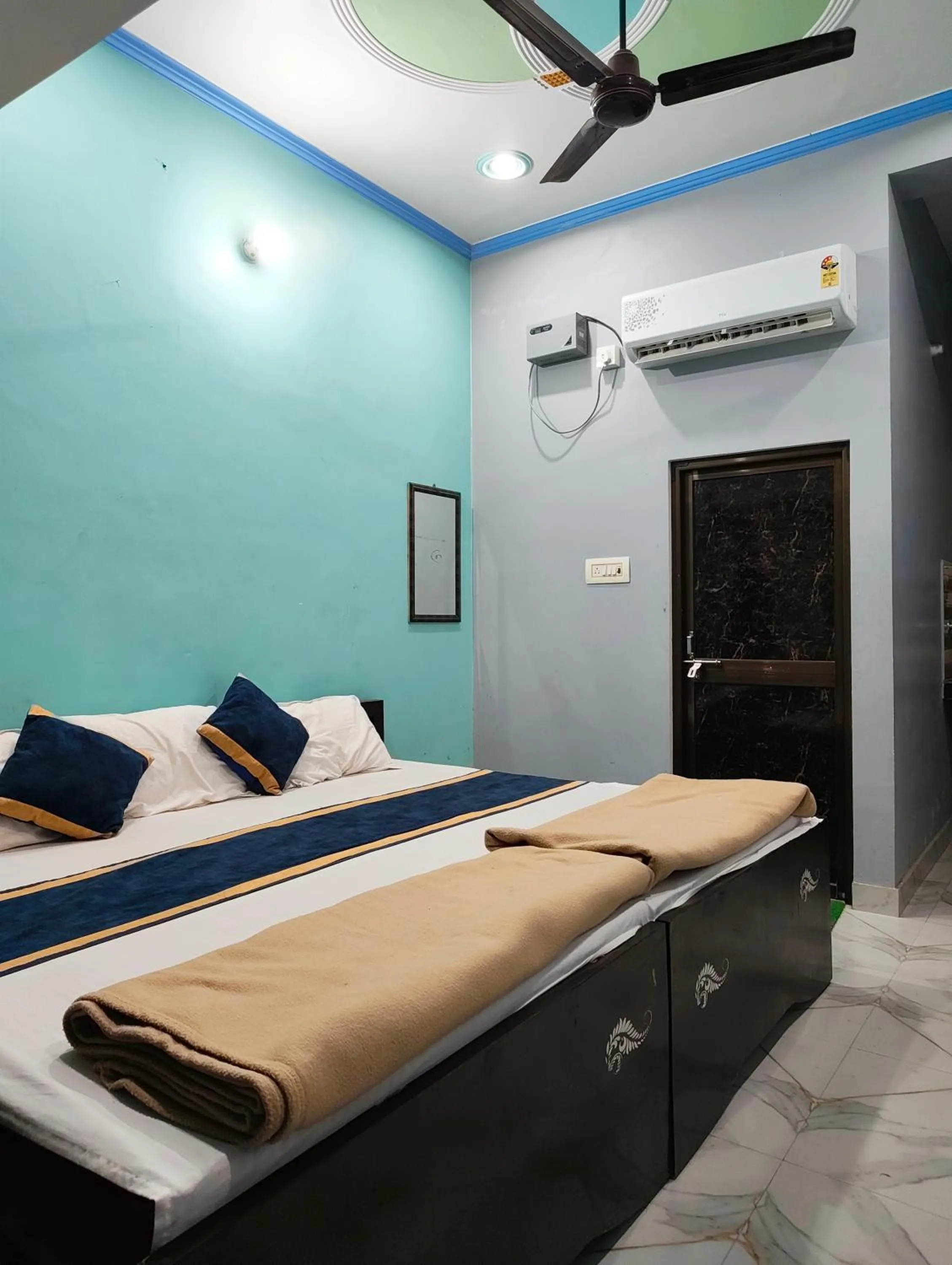 Bed in Shri Sita Vallabh pad Chhaya