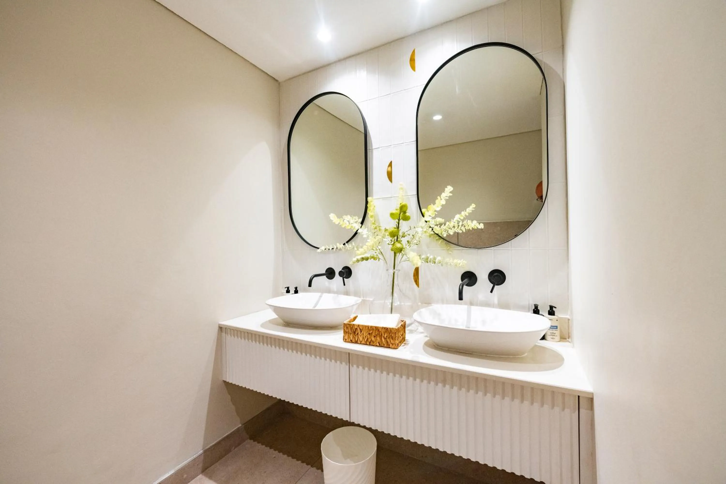 Bathroom in Paxton Hotel