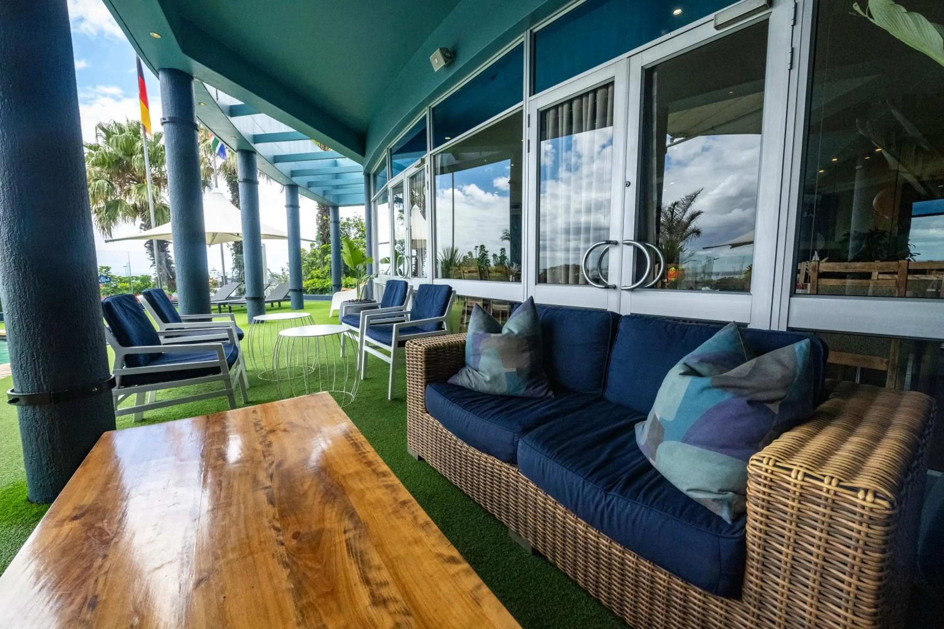 Patio in Paxton Hotel