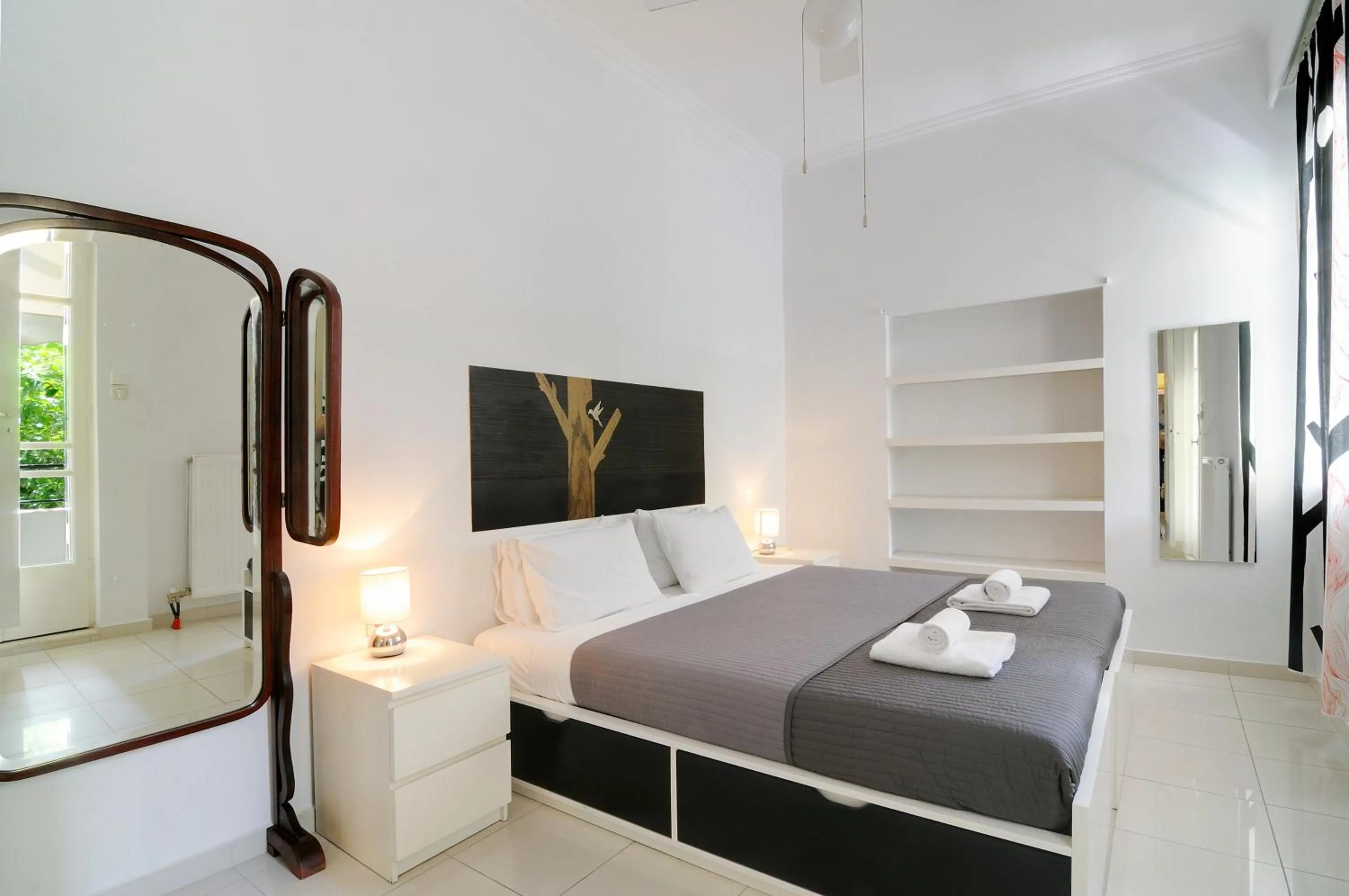 Bed in Athens Green Apartments