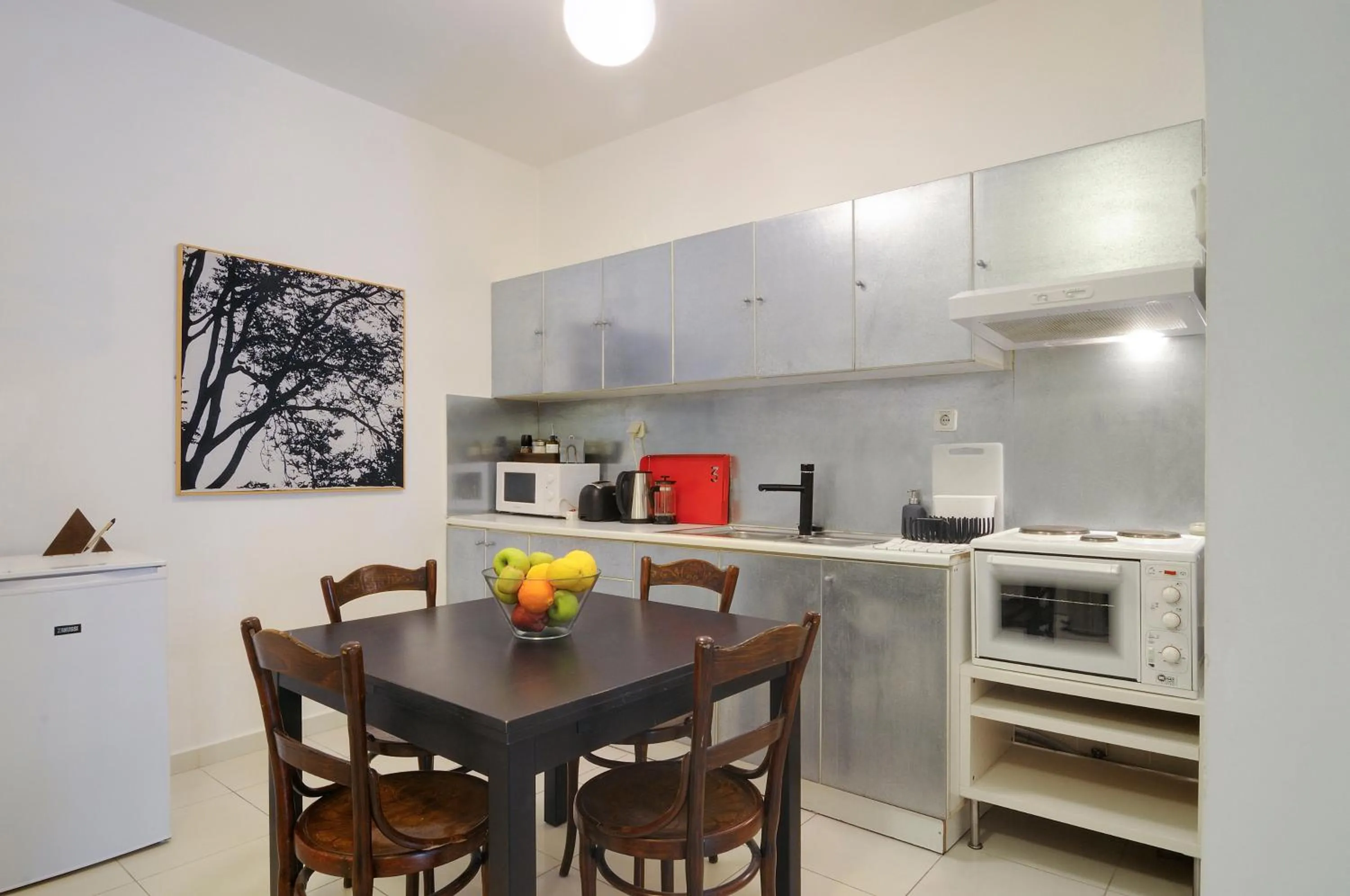 Kitchen or kitchenette in Athens Green Apartments