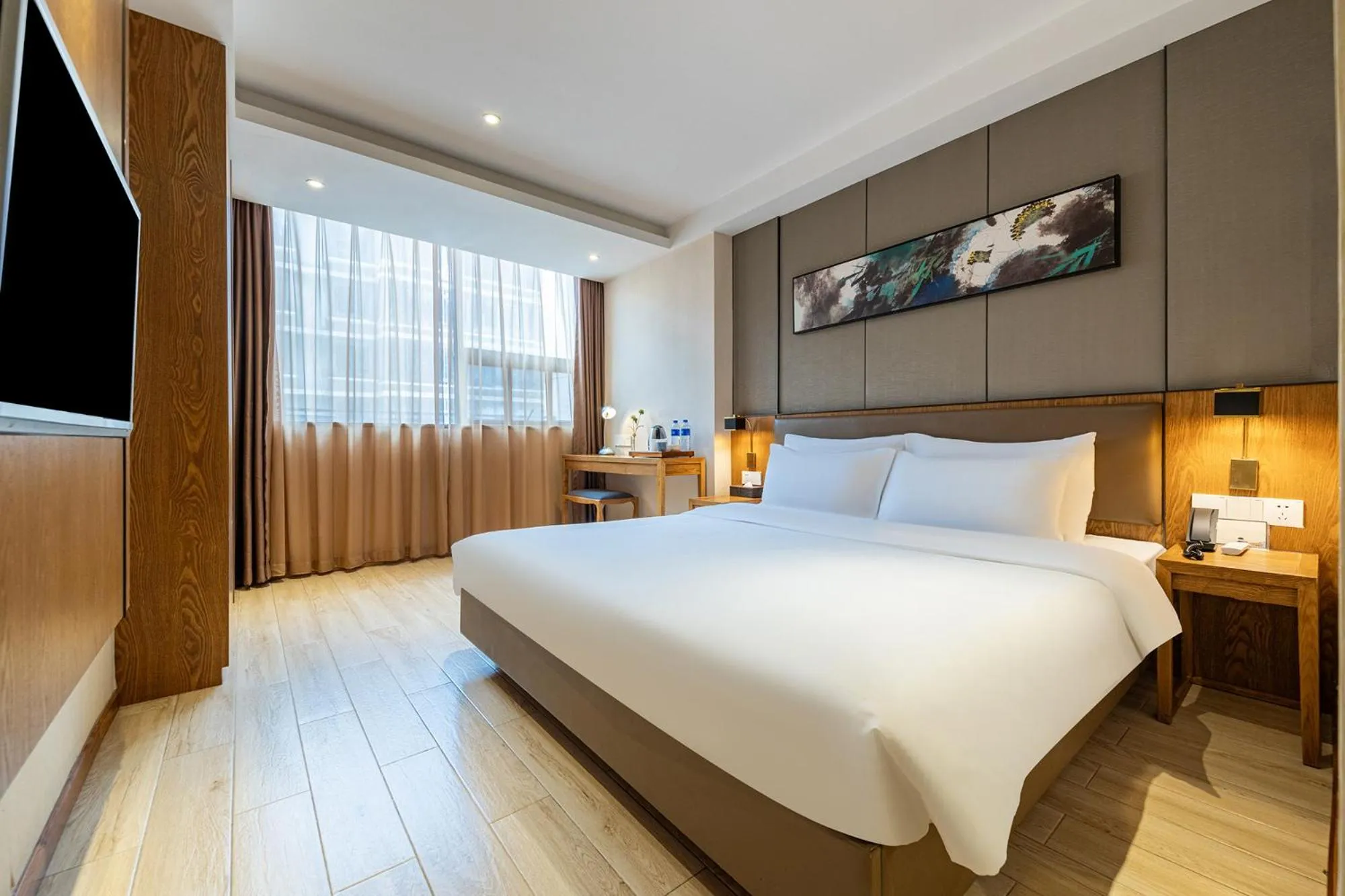 Bed in Home Inn Guiyang Railway Station