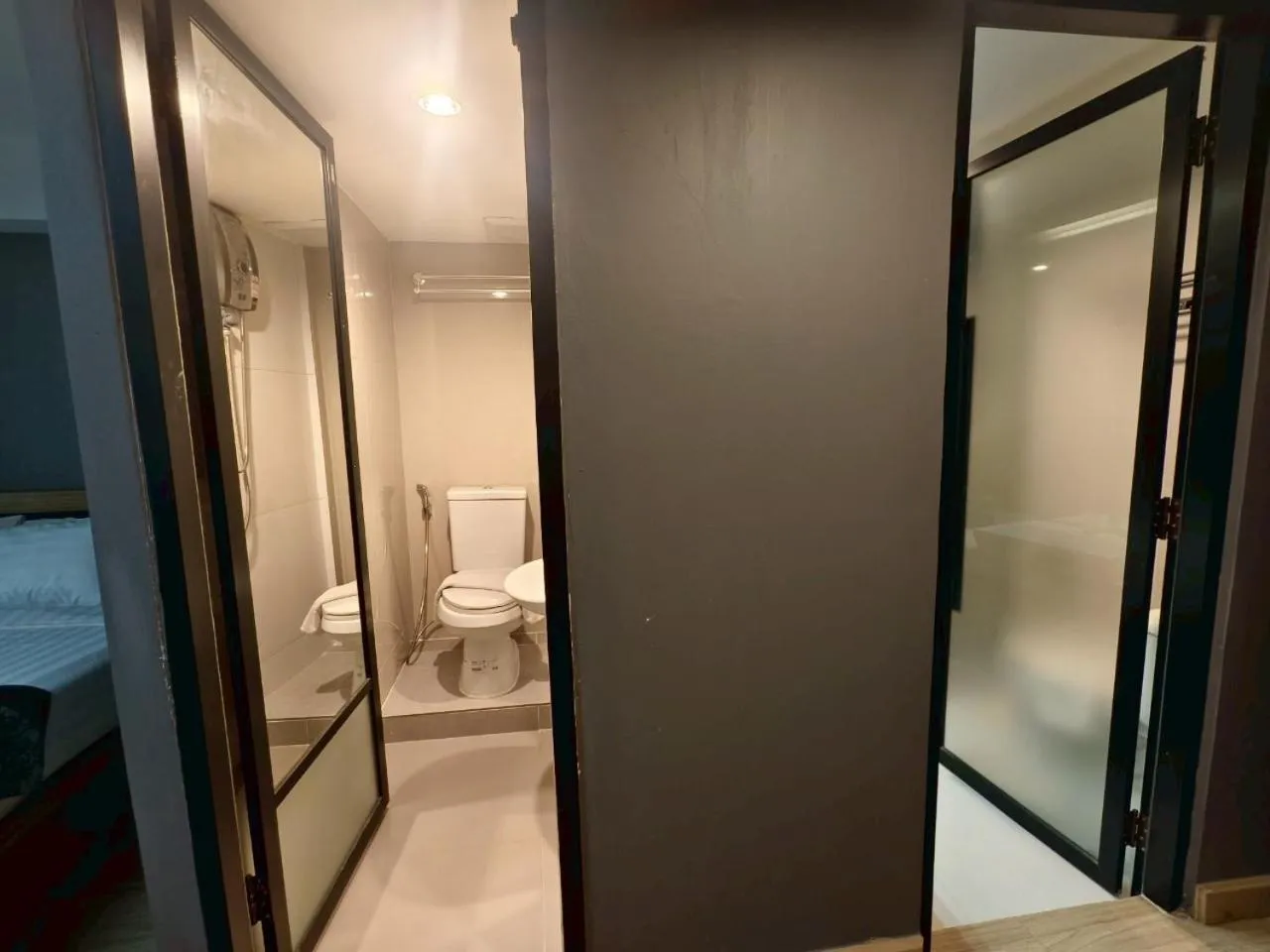 Toilet in Buritel Hotel