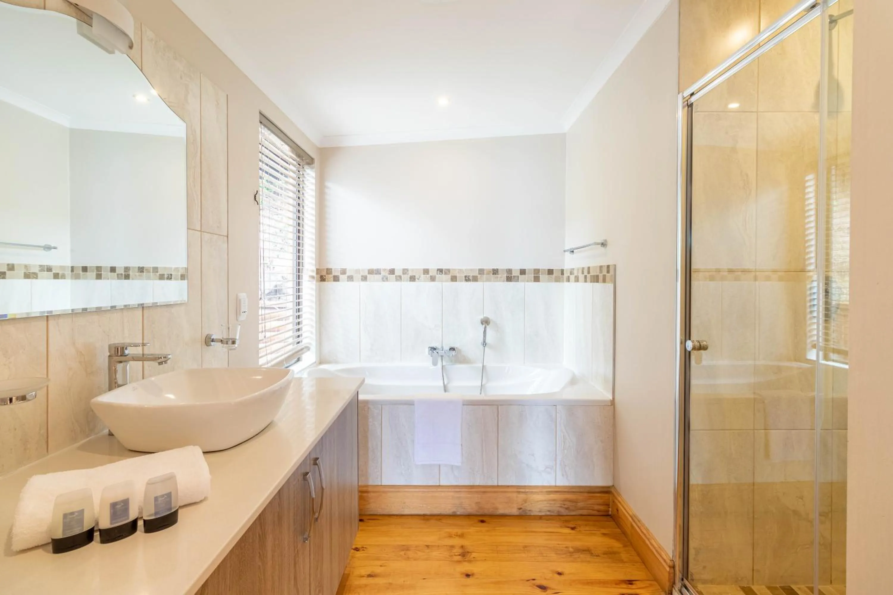 Shower in Boardwalk Lodge – Self-Catering