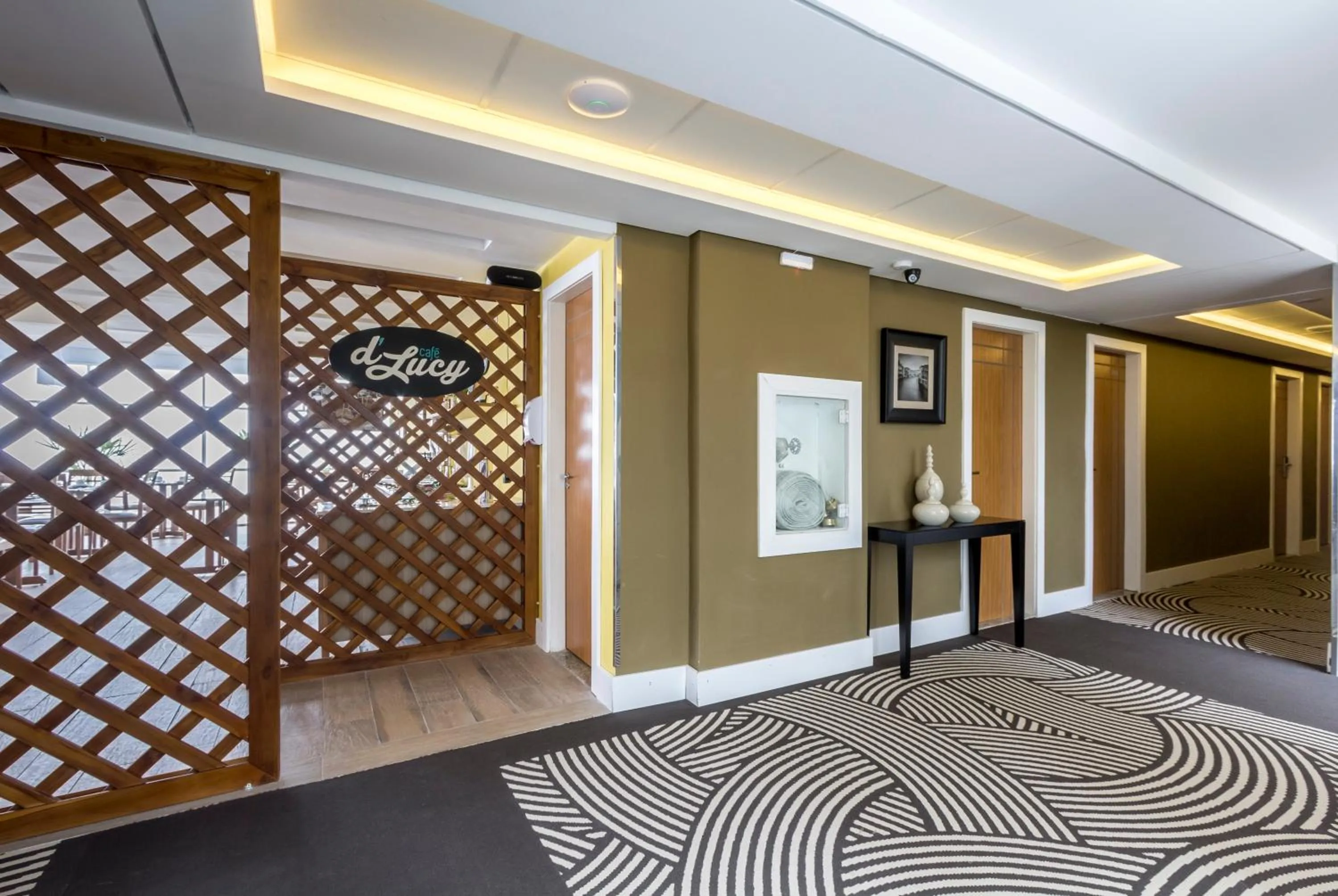 Lounge or bar in Hotel Petropolis Inn