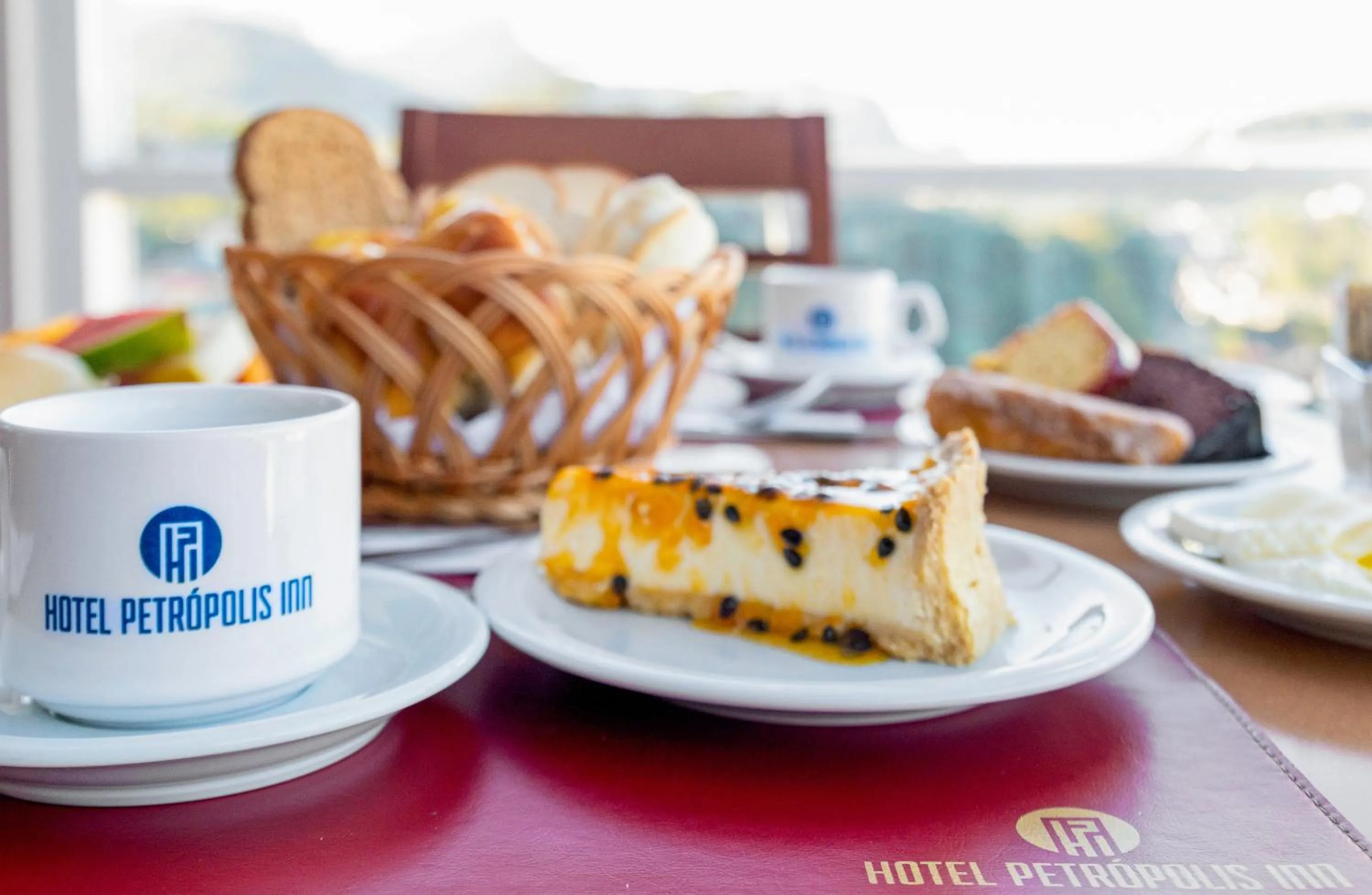 Breakfast in Hotel Petropolis Inn