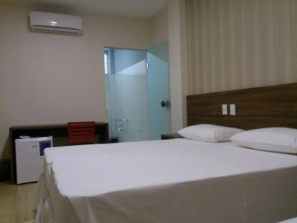 Bed in Mac Hotel