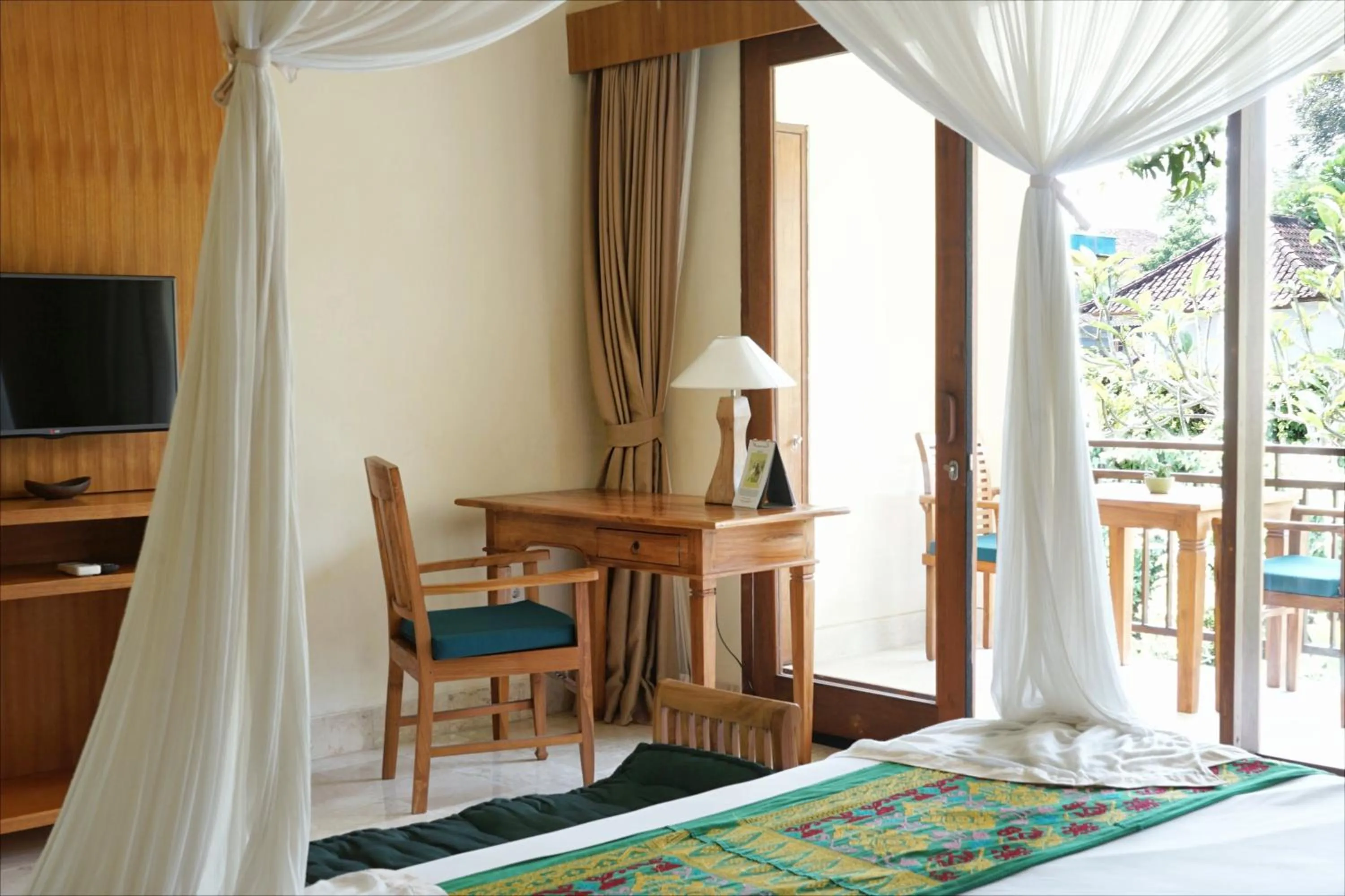 Seating area, Bed in Sapodilla Ubud