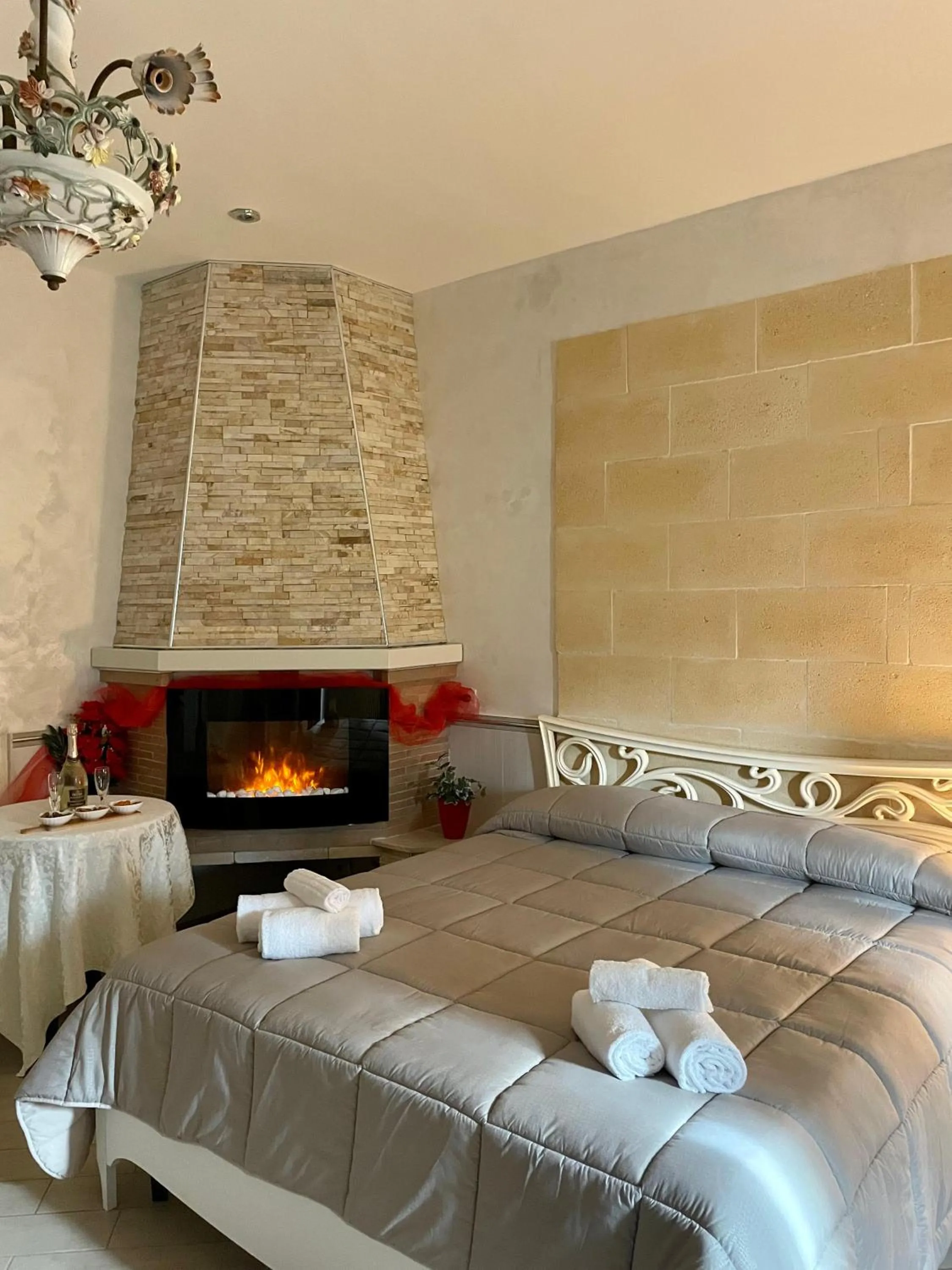 Photo of the whole room, Bed in Re Sole Resort&Spa