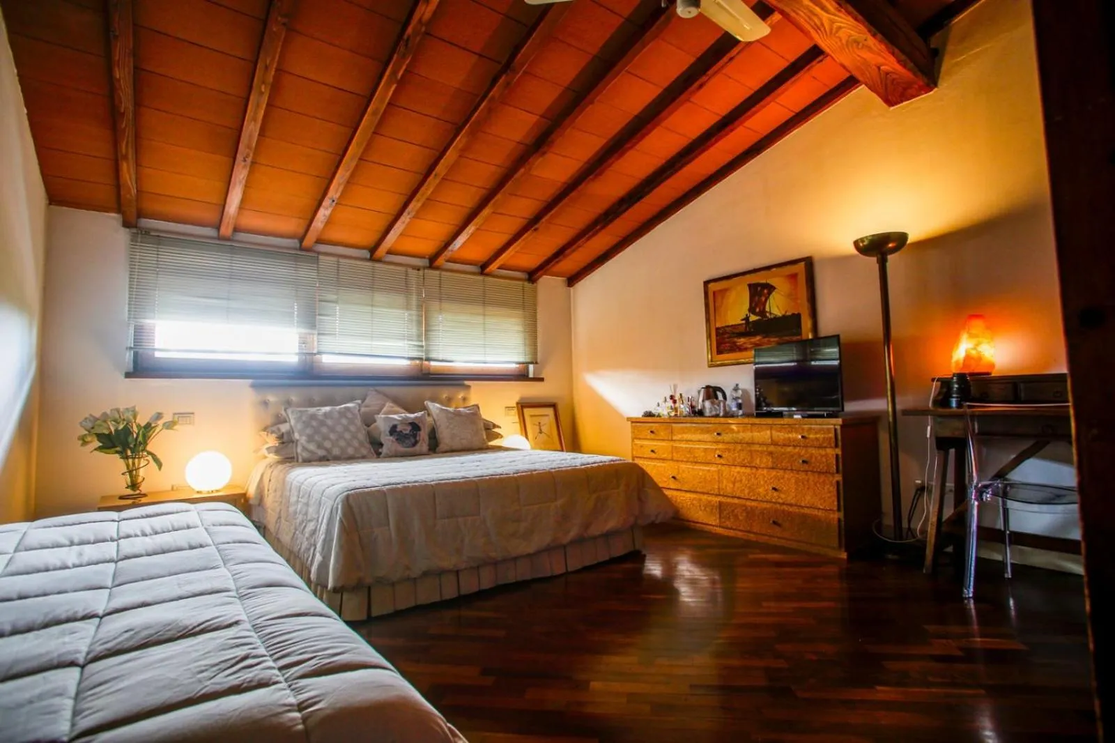 Photo of the whole room, Bed in Pietra E Glicine B&B