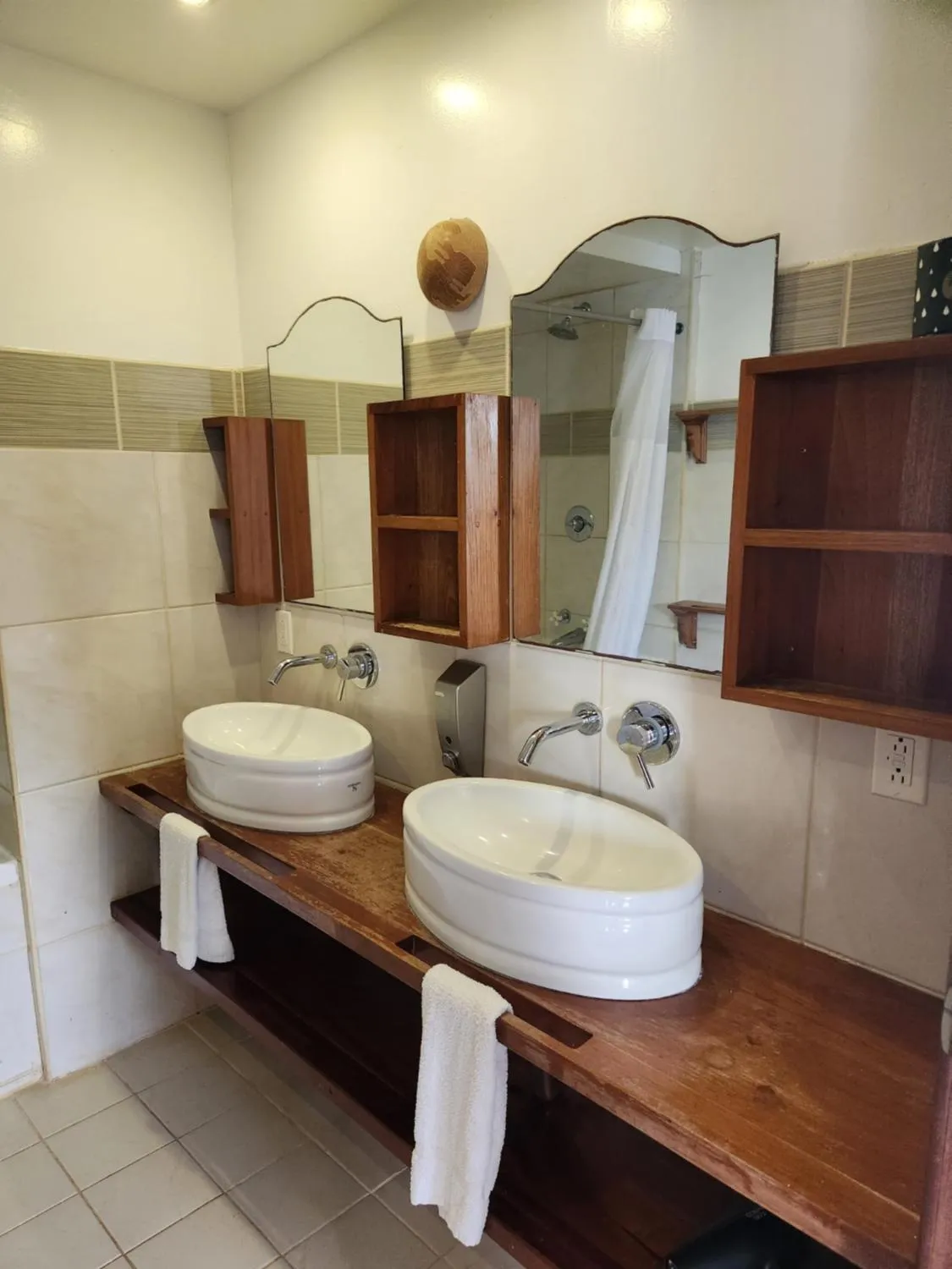 3 Bedroom Apartment with Ocean View in Maya Beach Hotel