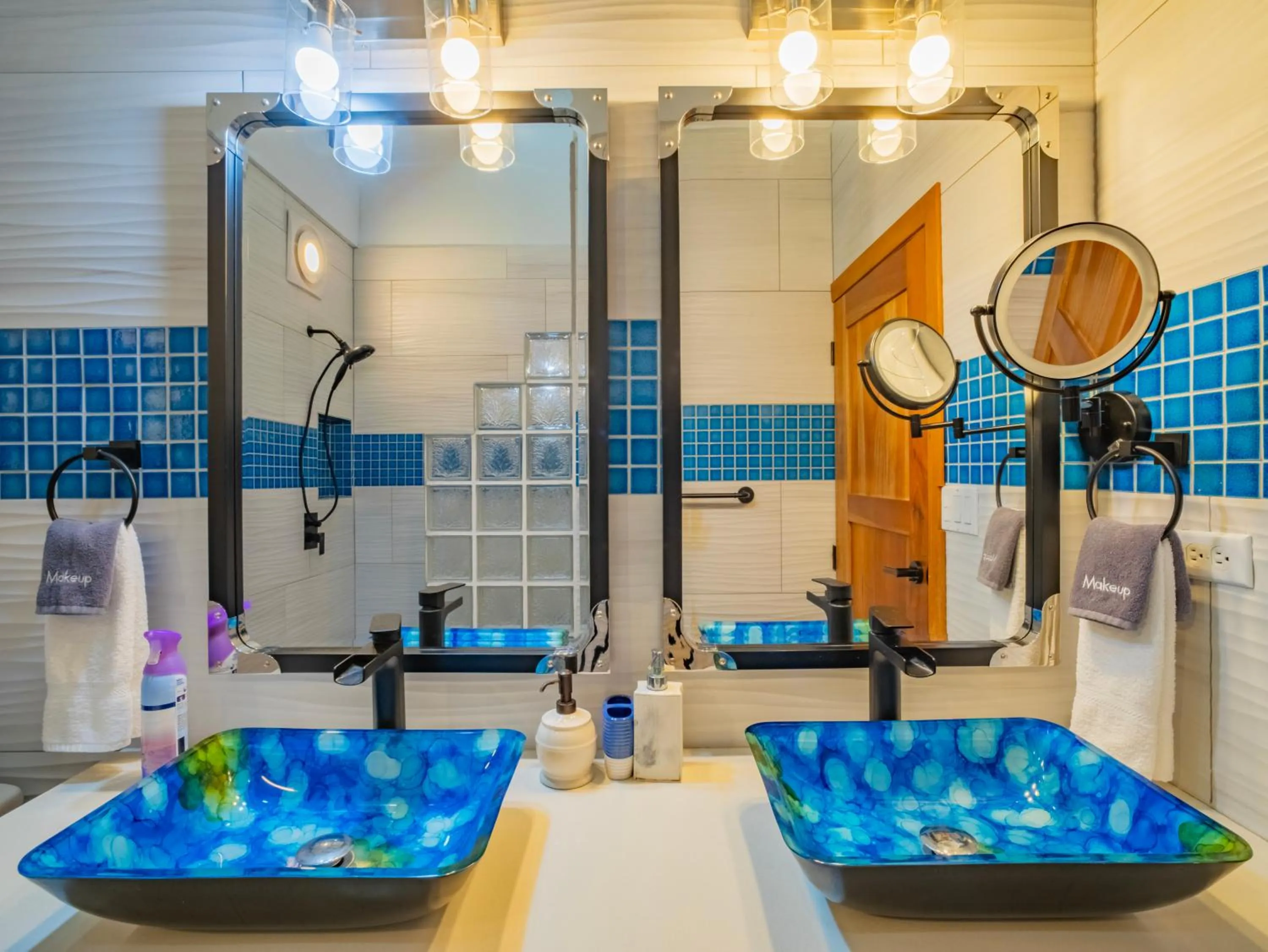 Bathroom in Maya Beach Hotel