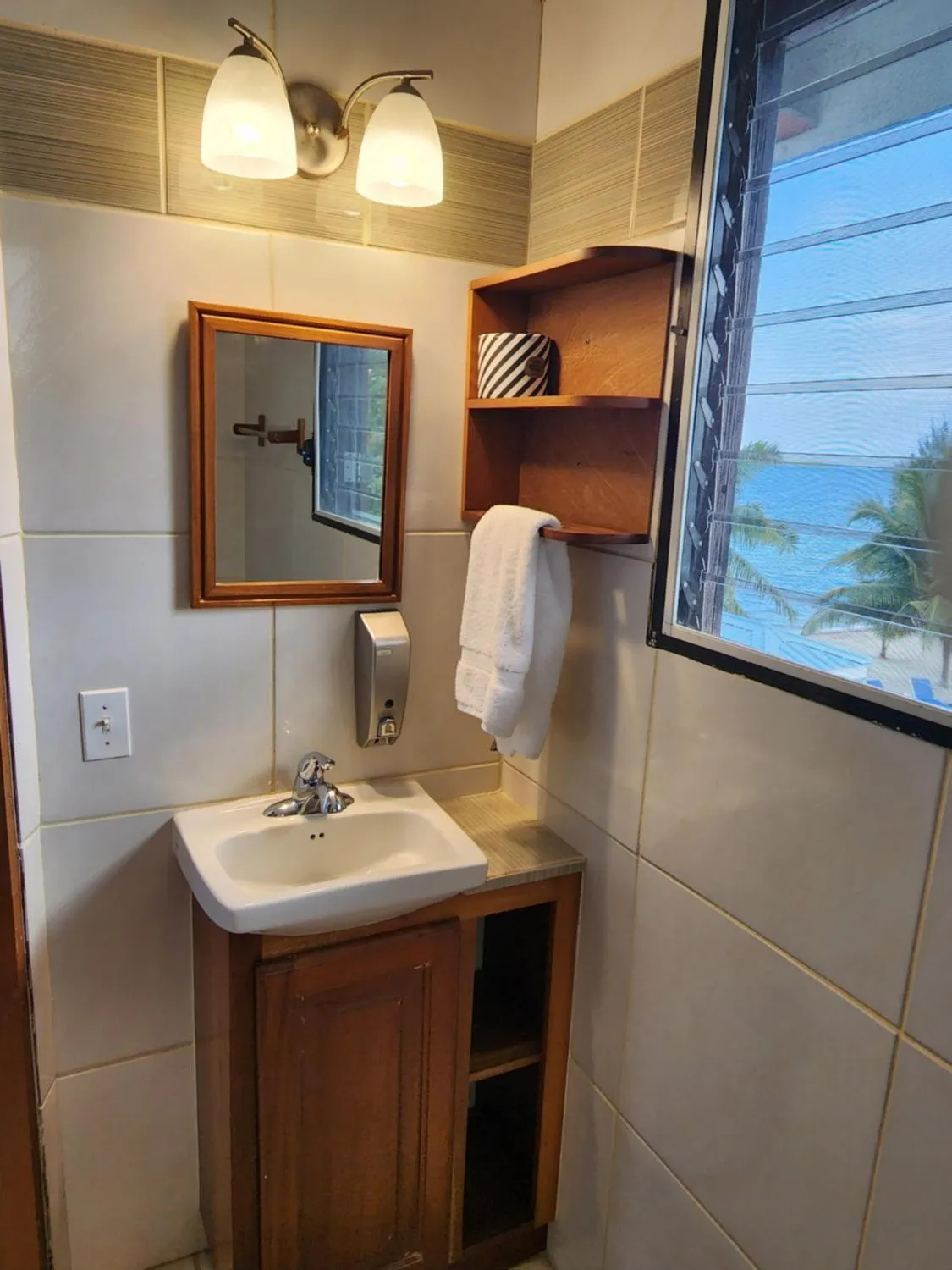 Bathroom in Maya Beach Hotel
