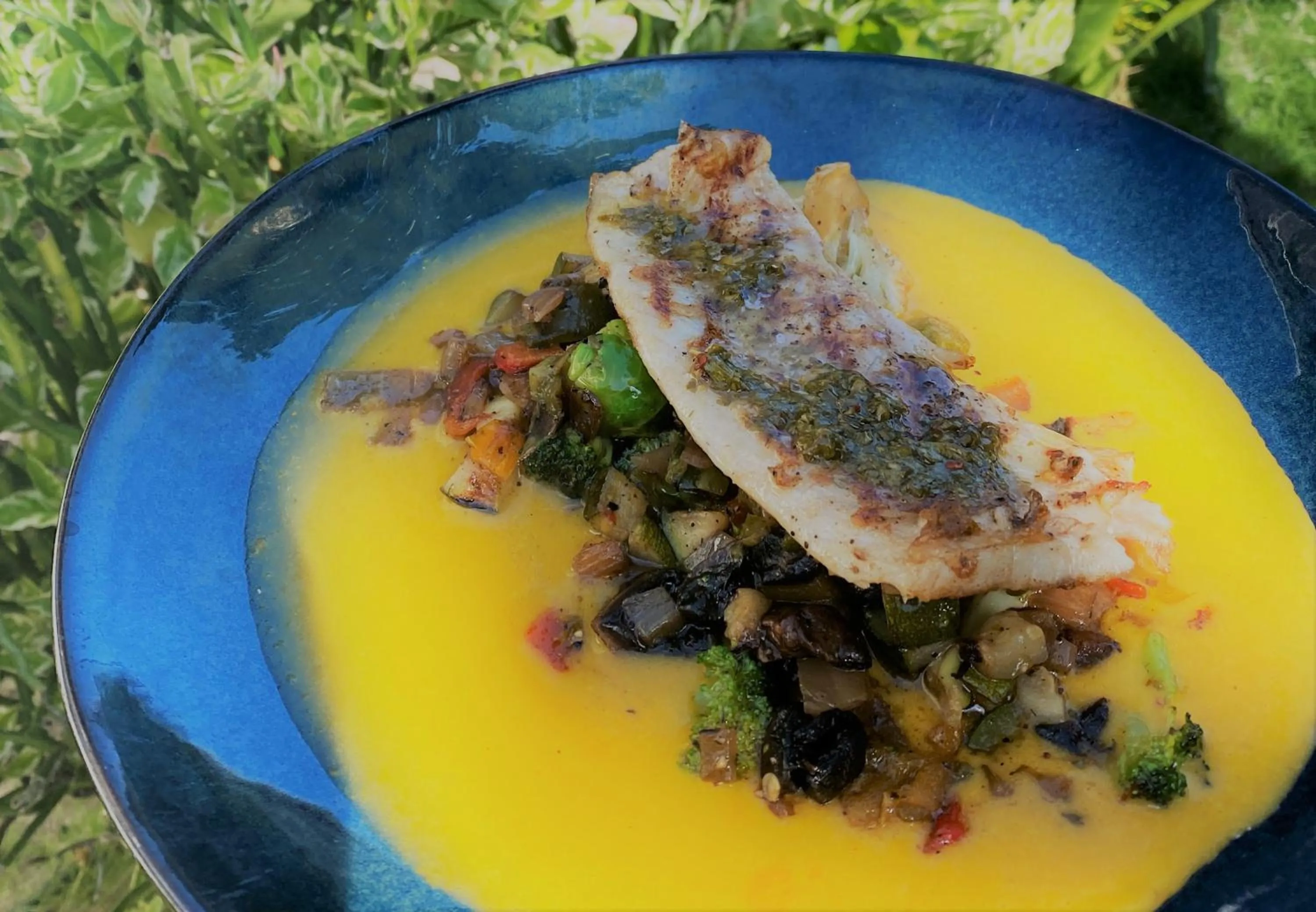 Lounge or bar in Maya Beach Hotel