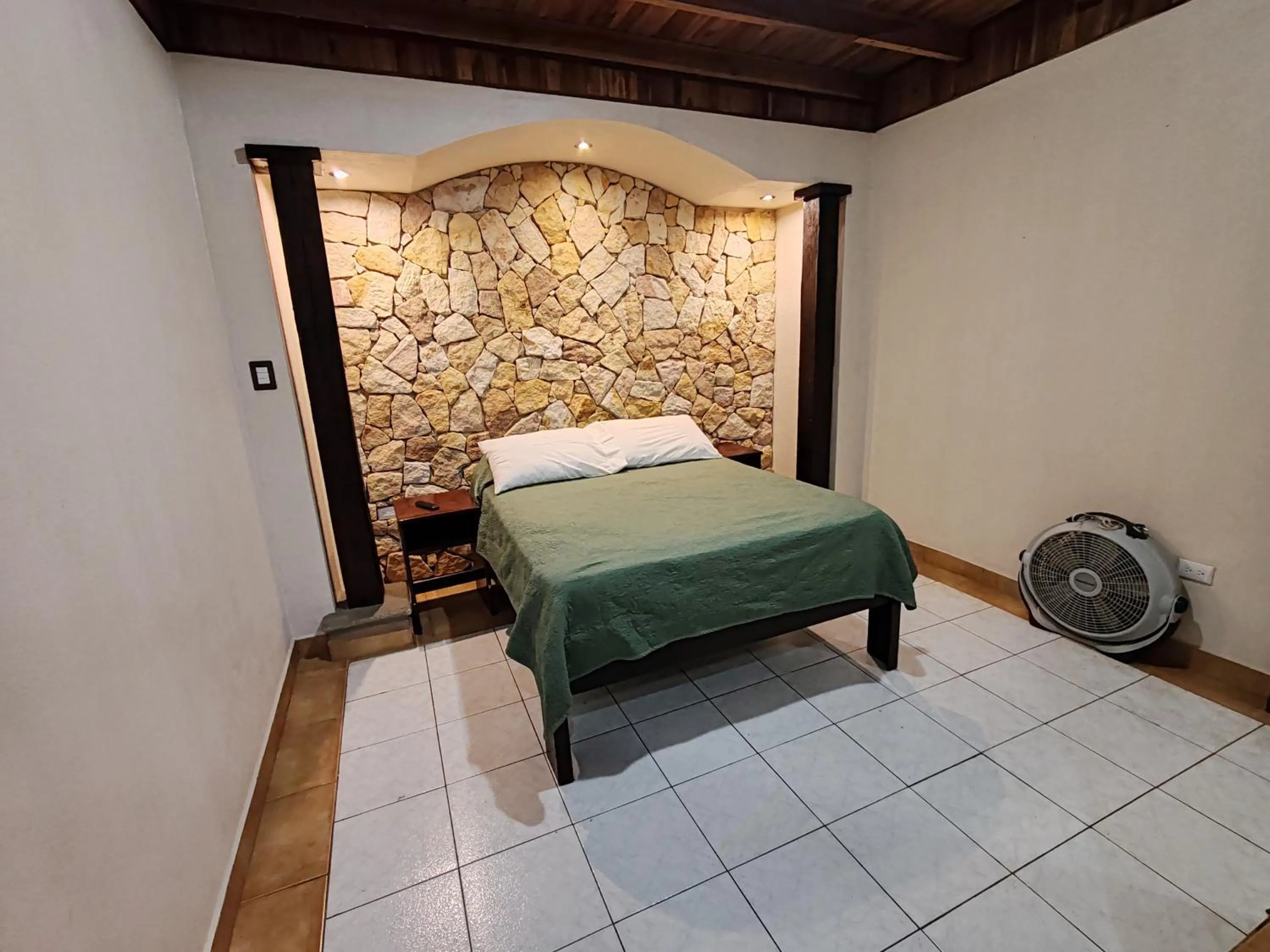 Photo of the whole room, Bed in Hotel Cibeles Resort