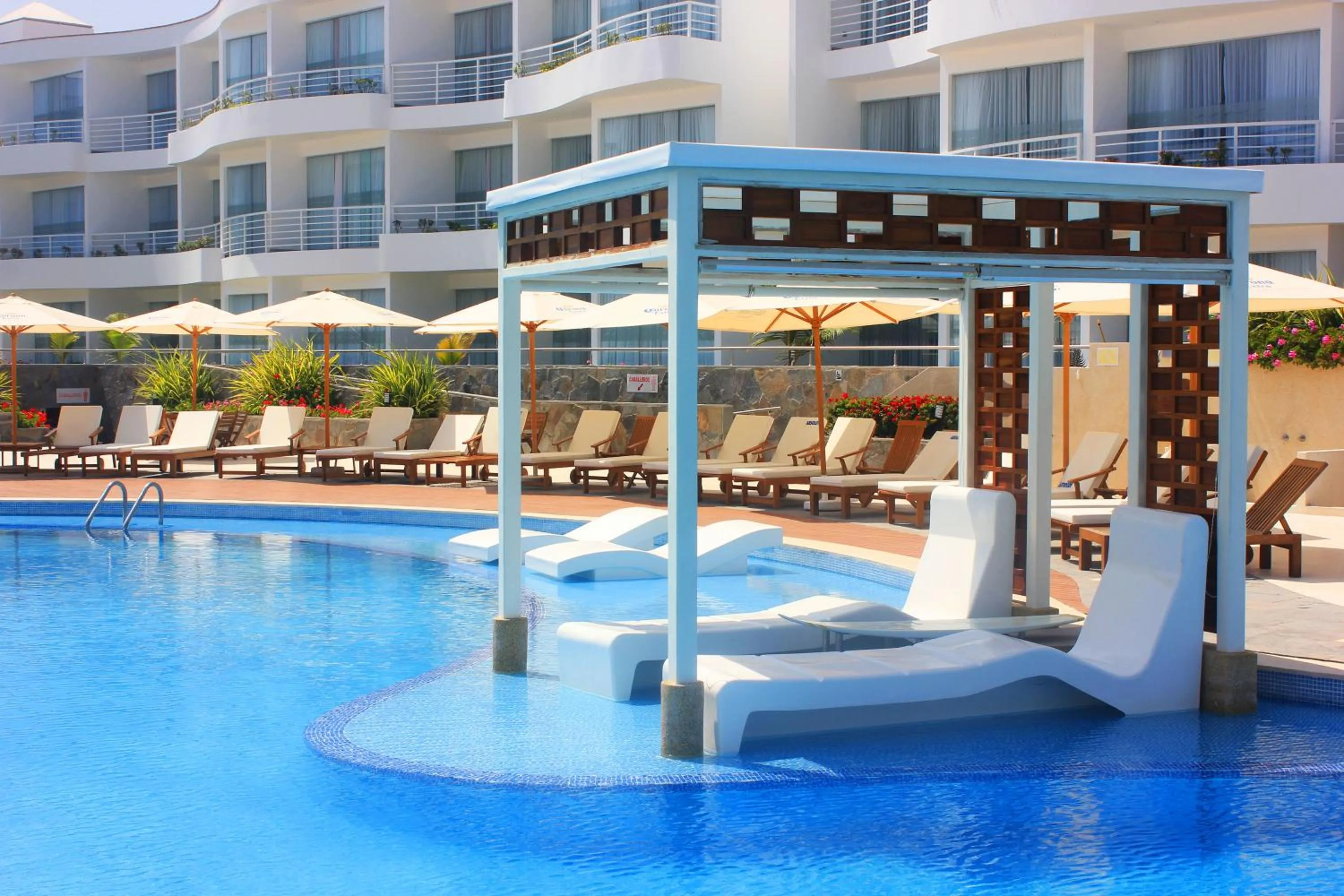 Property building in VPX Hotel