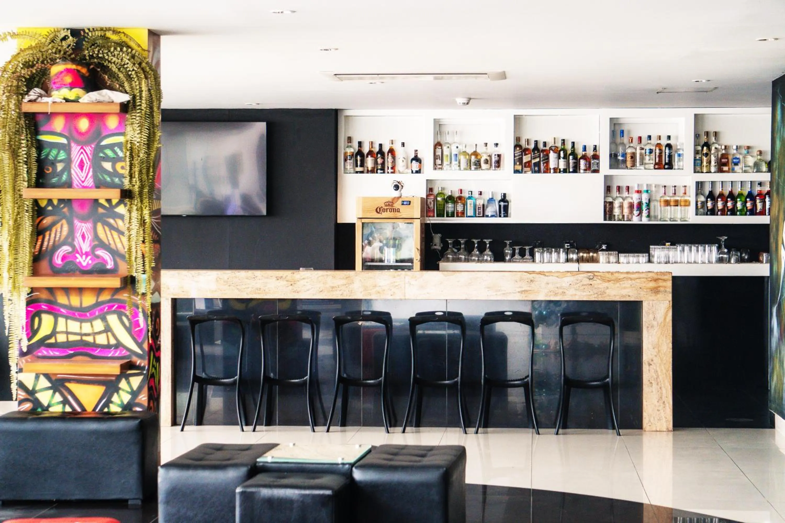 Lounge or bar in VPX Hotel