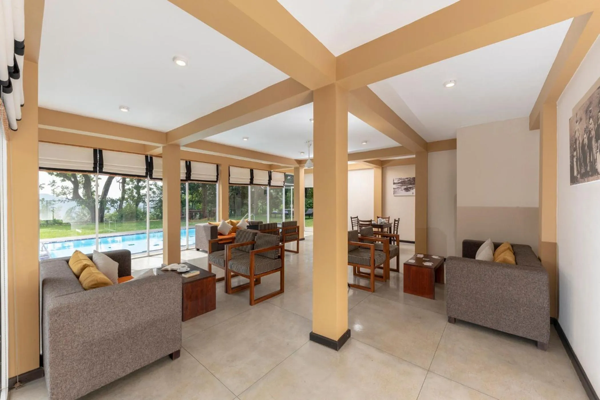 Communal lounge/ TV room in Melheim Kandy Villas