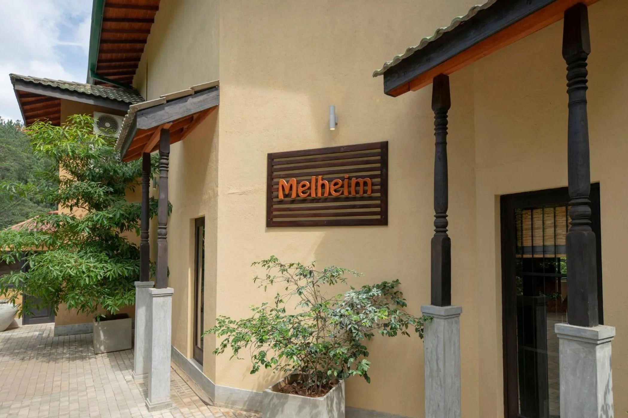 Property building in Melheim Kandy Villas